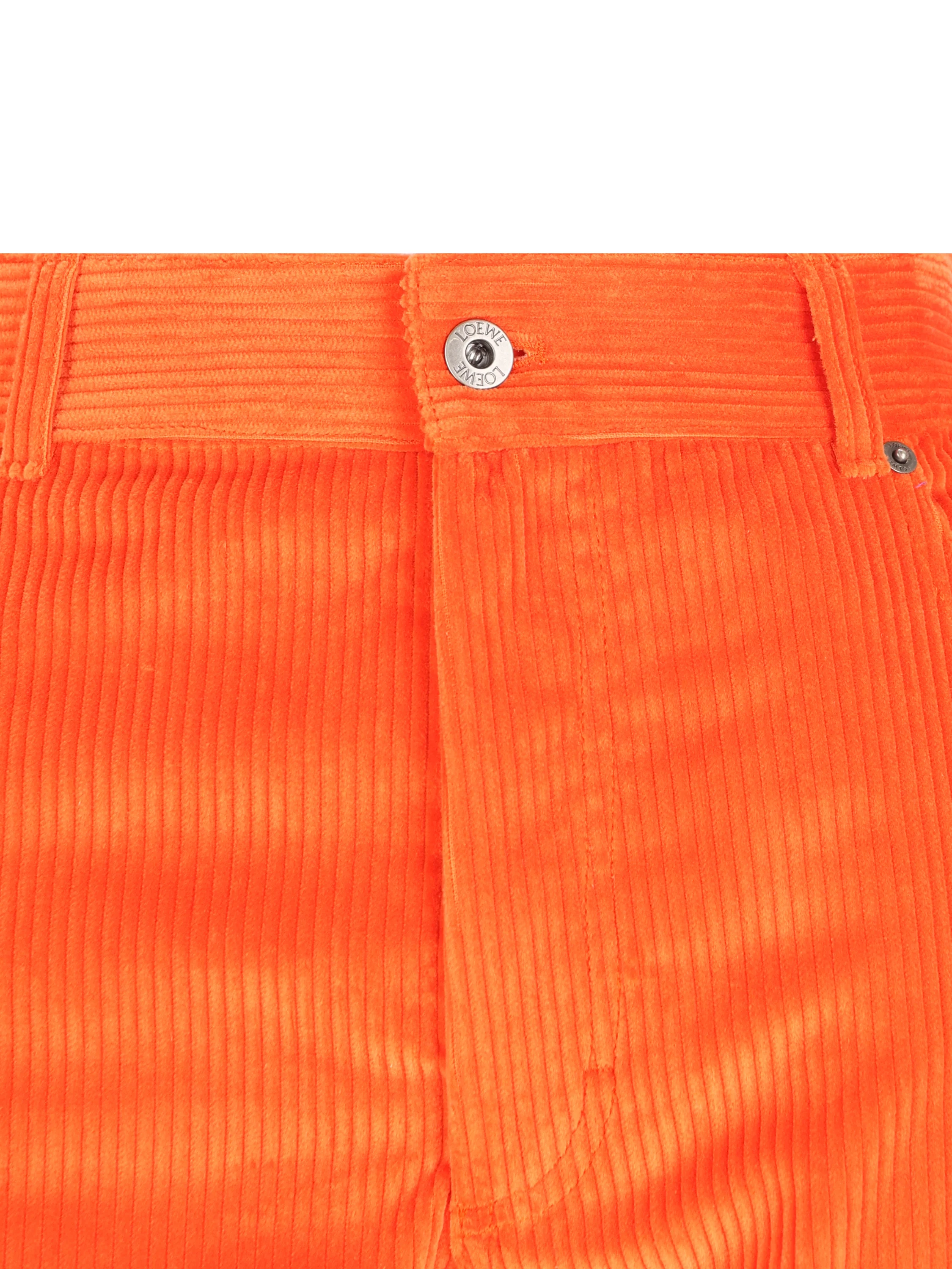 Pantaloni realizzati in cotone. S540Y04XOJ 9100 LOEWE 