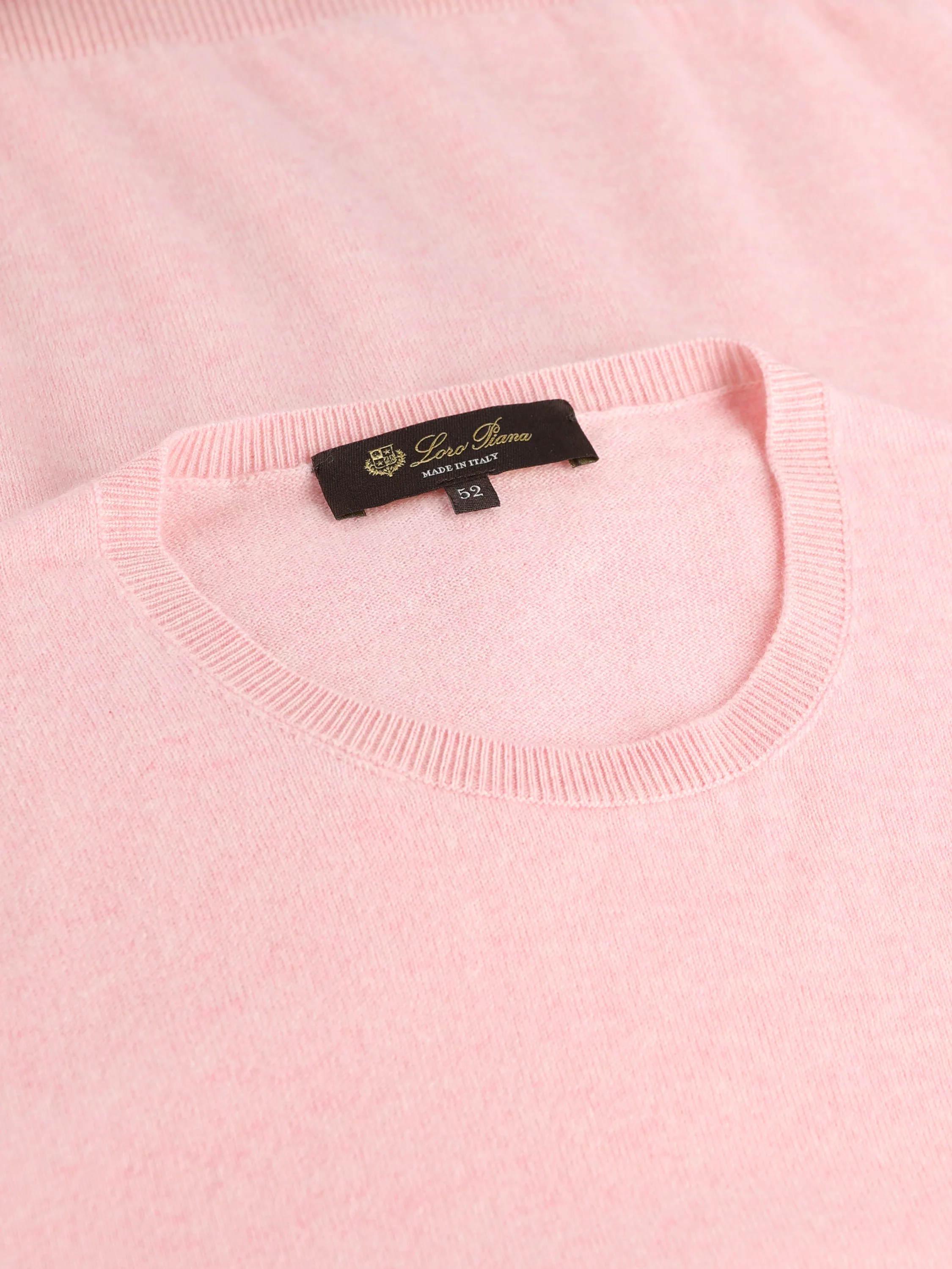 Maglia realizzata in cashmere. FAQ4511 30NF LORO PIANA 