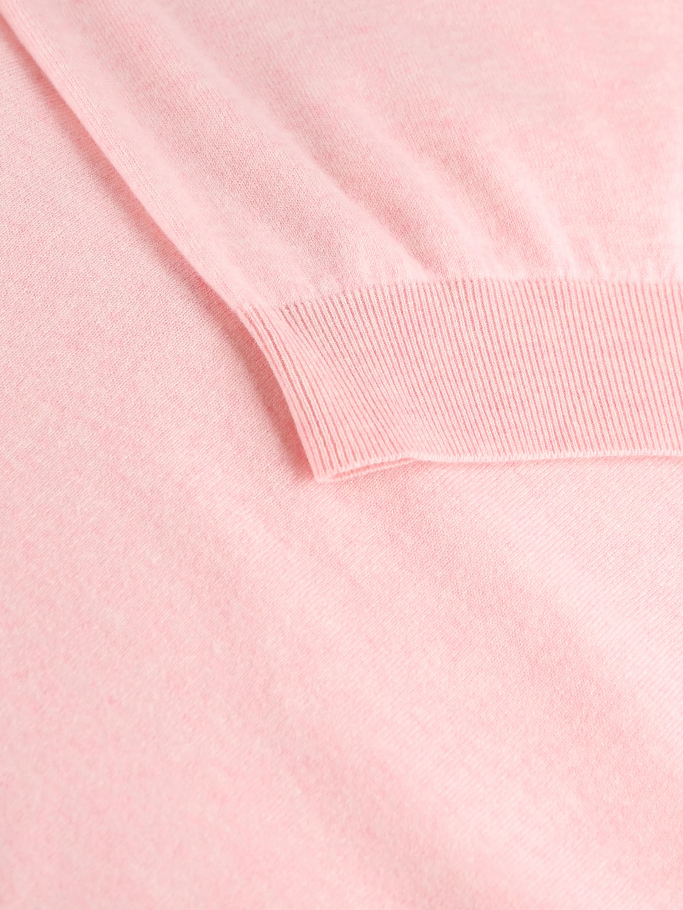 Maglia realizzata in cashmere. FAQ4511 30NF LORO PIANA 