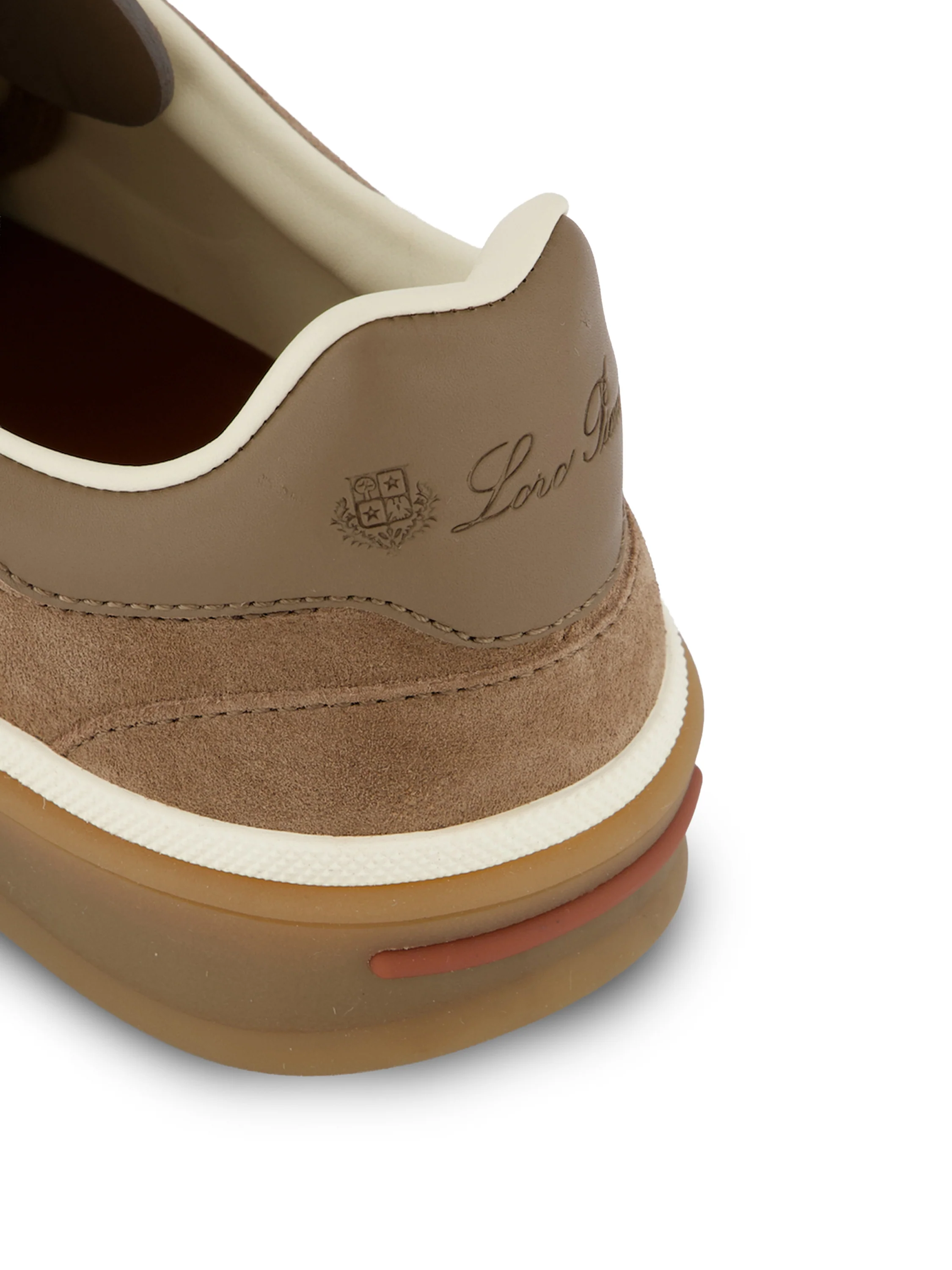 Sneakers realizzate in pelle. FSW0083 D499 LORO PIANA