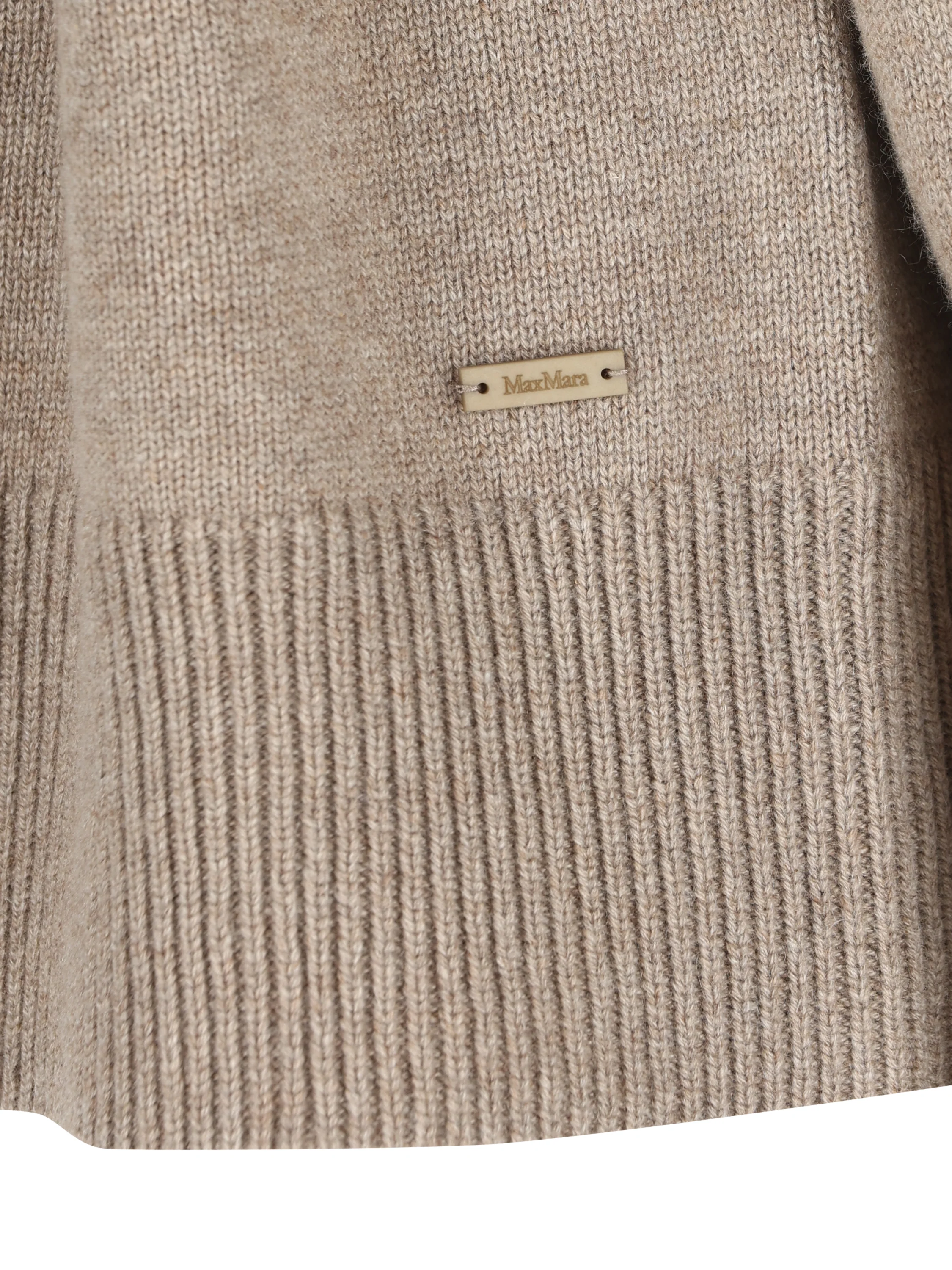 Maglia realizzata in cashmere. 2621366052600 002 MAX MARA