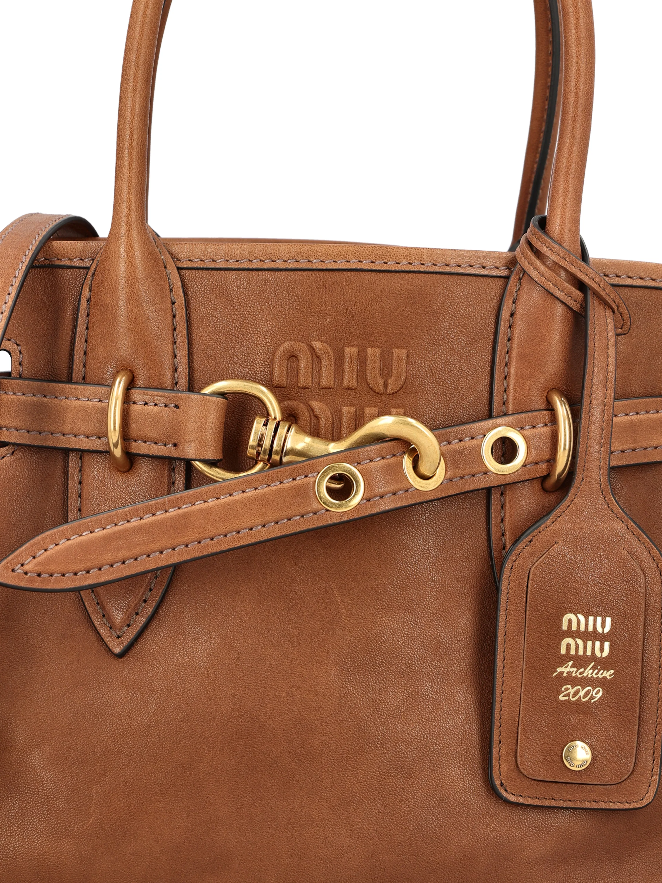 Borsa realizzata in pelle. 5BA292 2BBLF0316 MIU MIU 