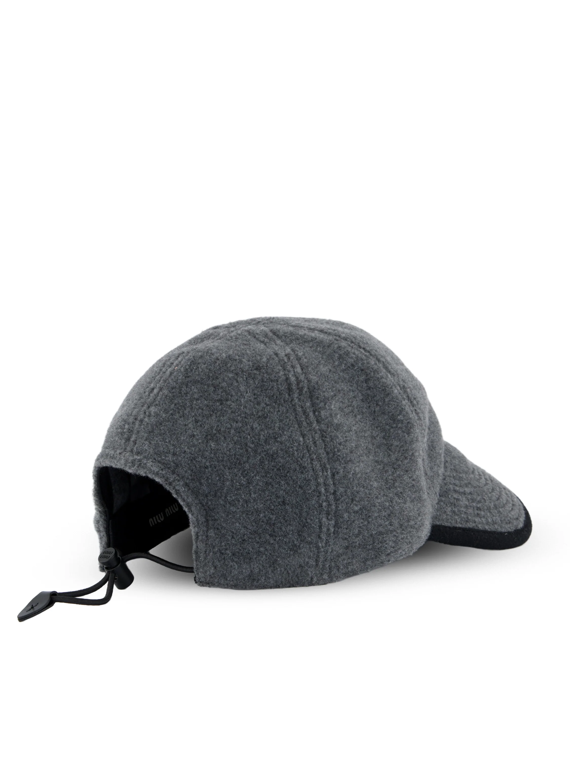 Cappello realizzato in poliestere. 5HC369 15V3F0031 MIU MIU 