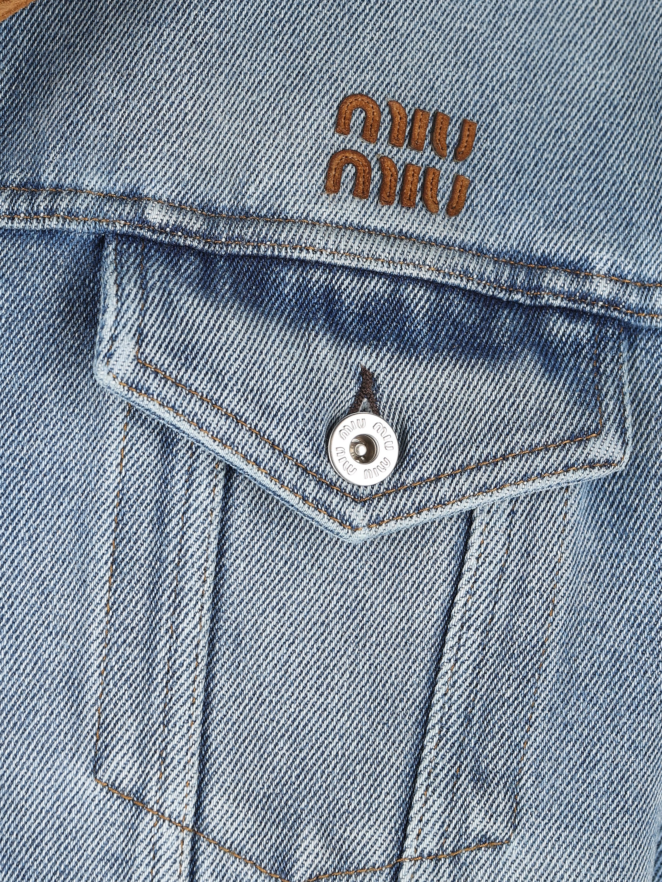 Blouson realizzato in denim. GWB313 196YF0013 MIU MIU