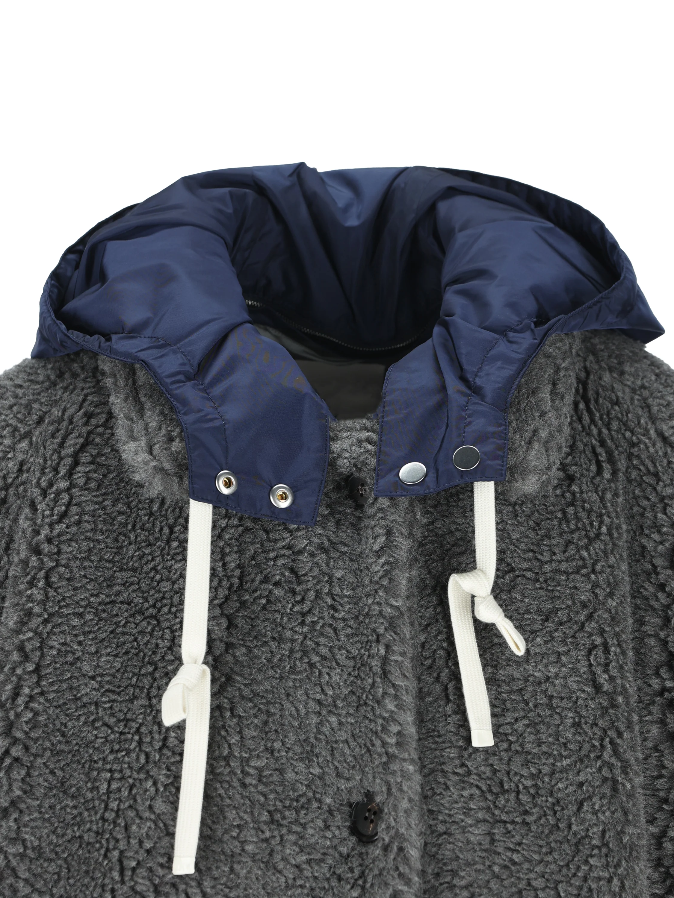 Cappotto realizzato in poliestere. MS2088 17I1F0480 MIU MIU 