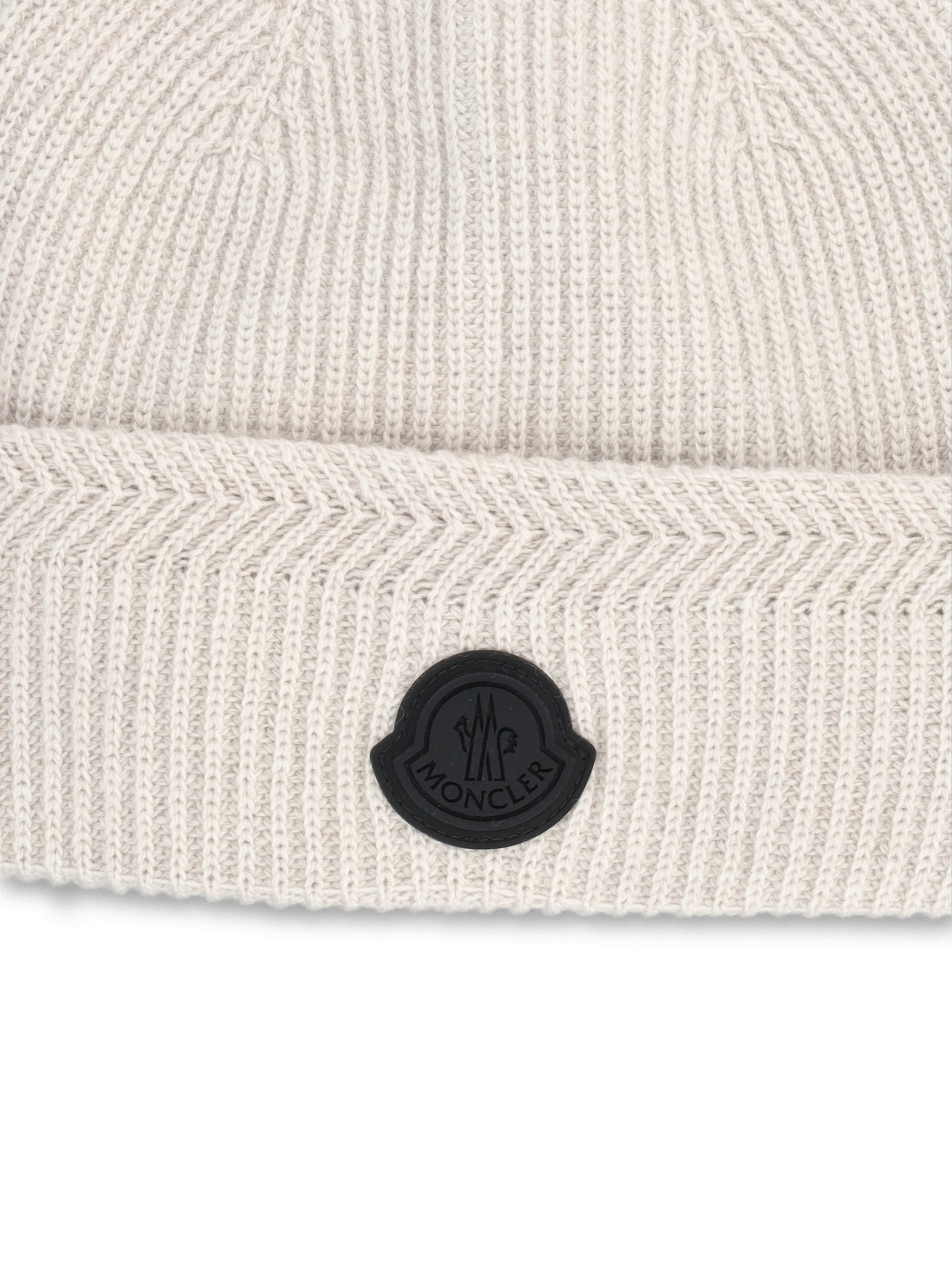 Berretto realizzato in lana e cashmere. M3B00007 M4281202 MONCLER 