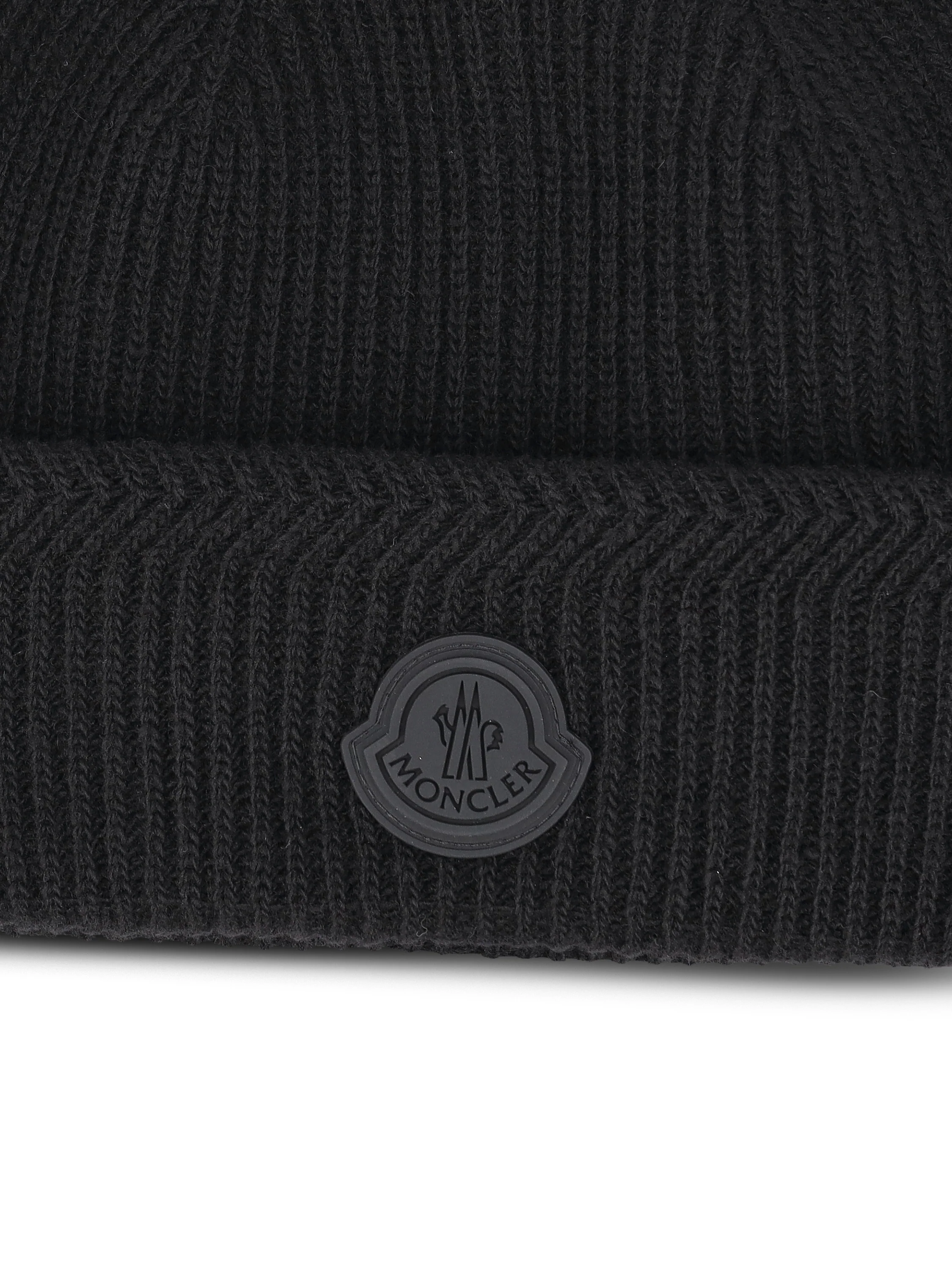 Berretto realizzato in lana e cashmere. M3B00007 M4281999 MONCLER 