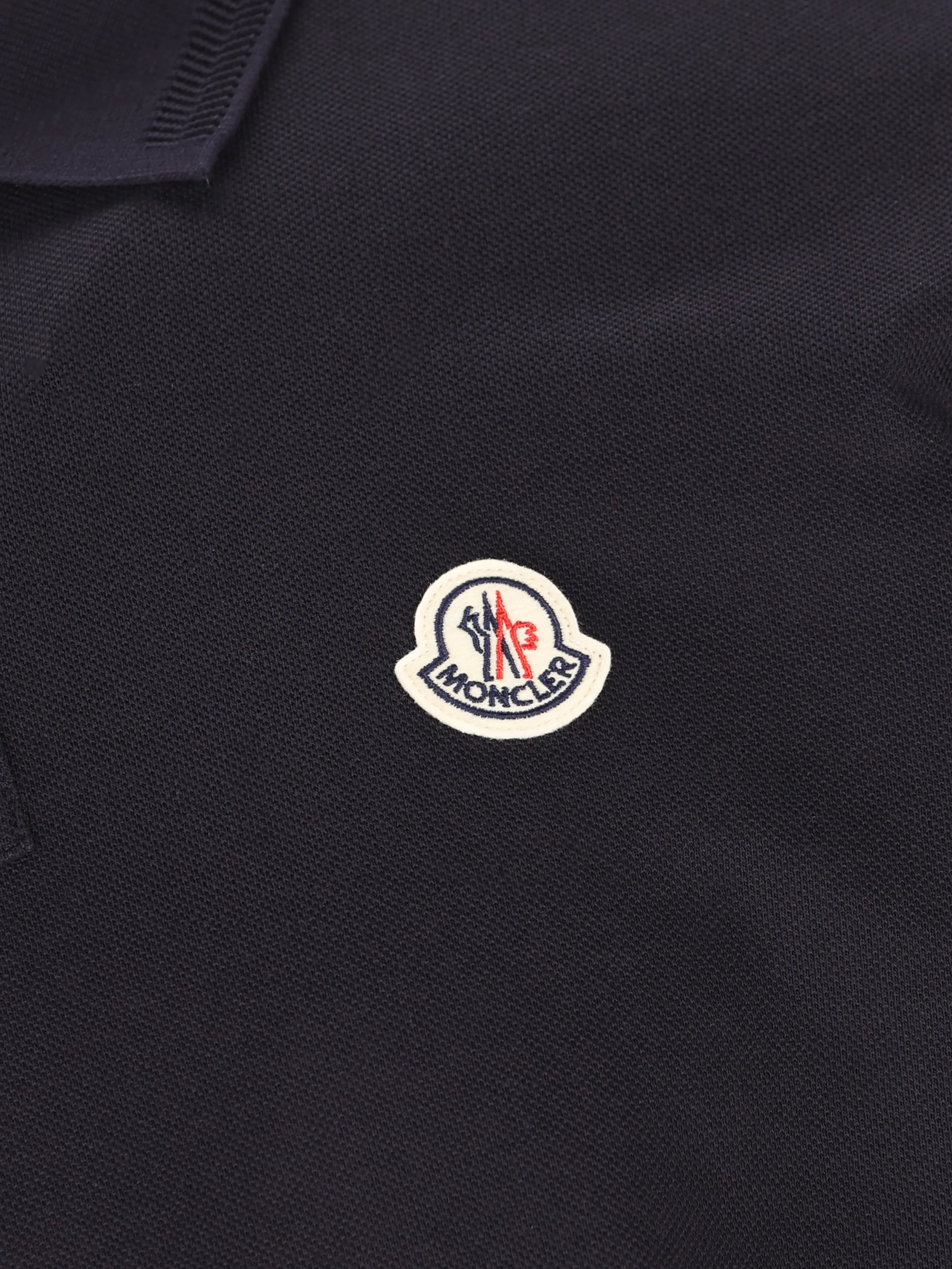Polo realizzata in cotone. M8A00011 8455677X MONCLER 