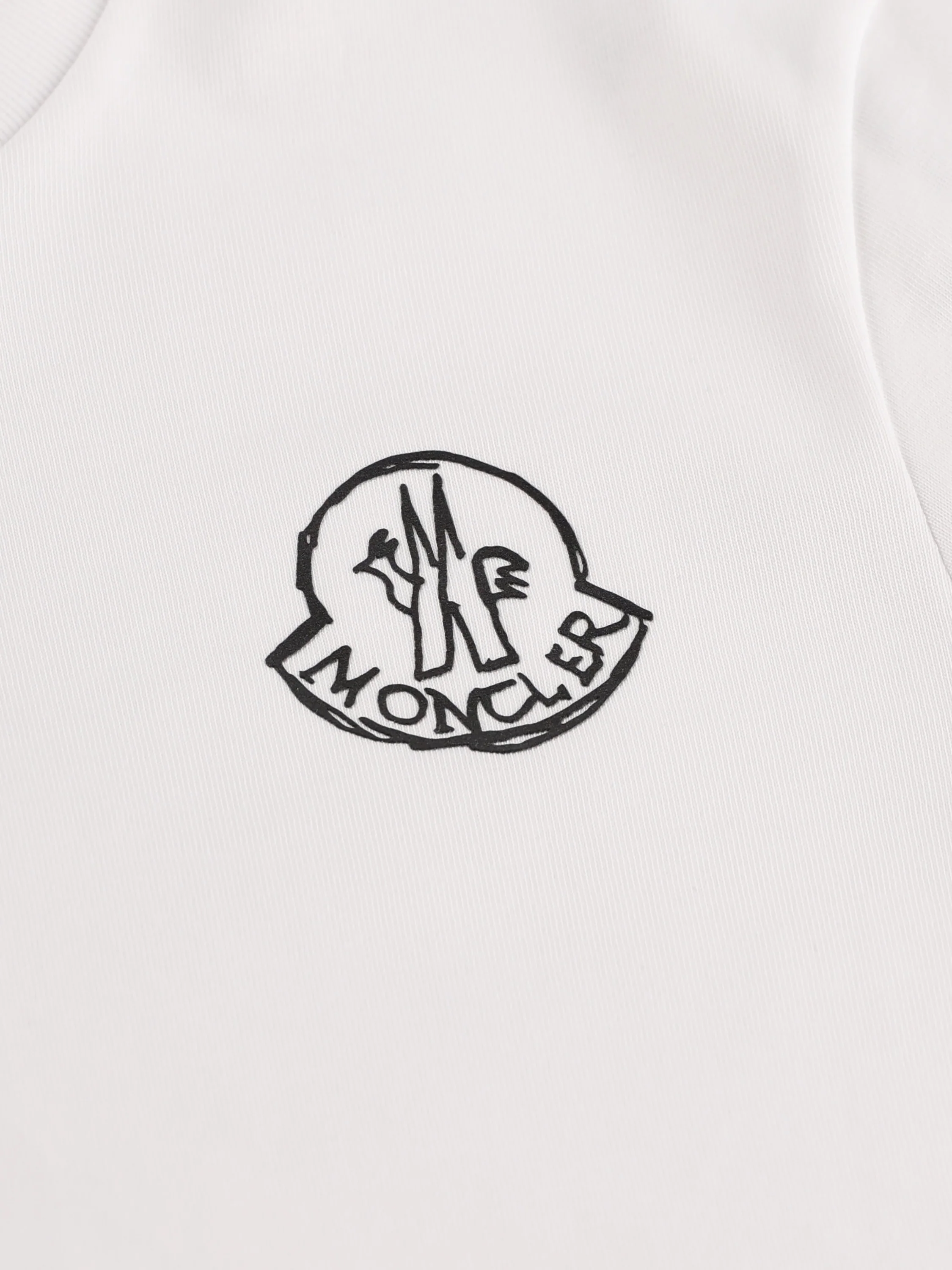 T-Shirt realizzata in cotone. M8C00025 89AUG00A MONCLER 