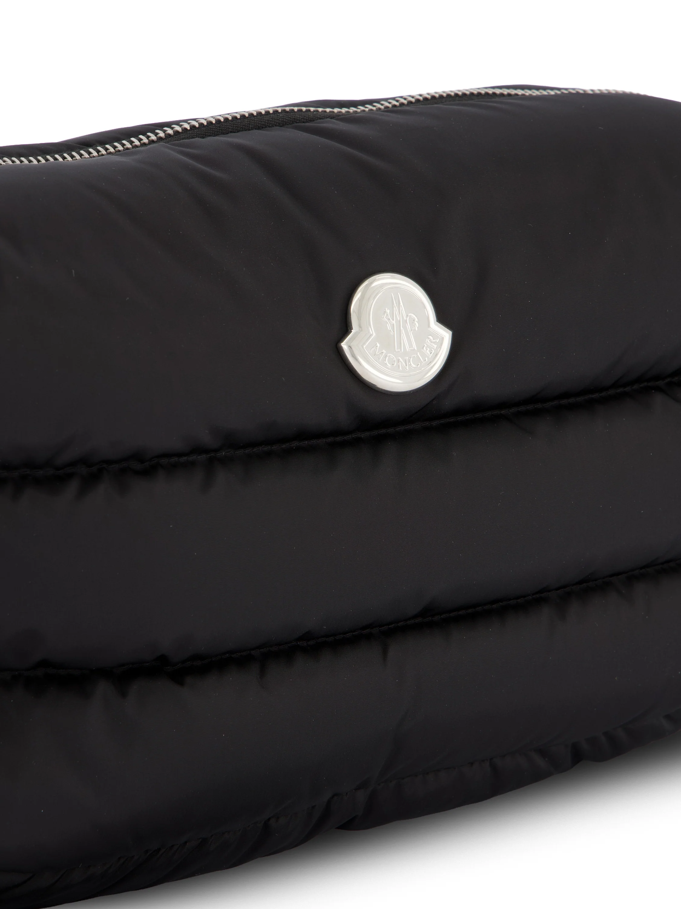 Beauty case realizzato in poliammide. W6A00003 M6275999 MONCLER 