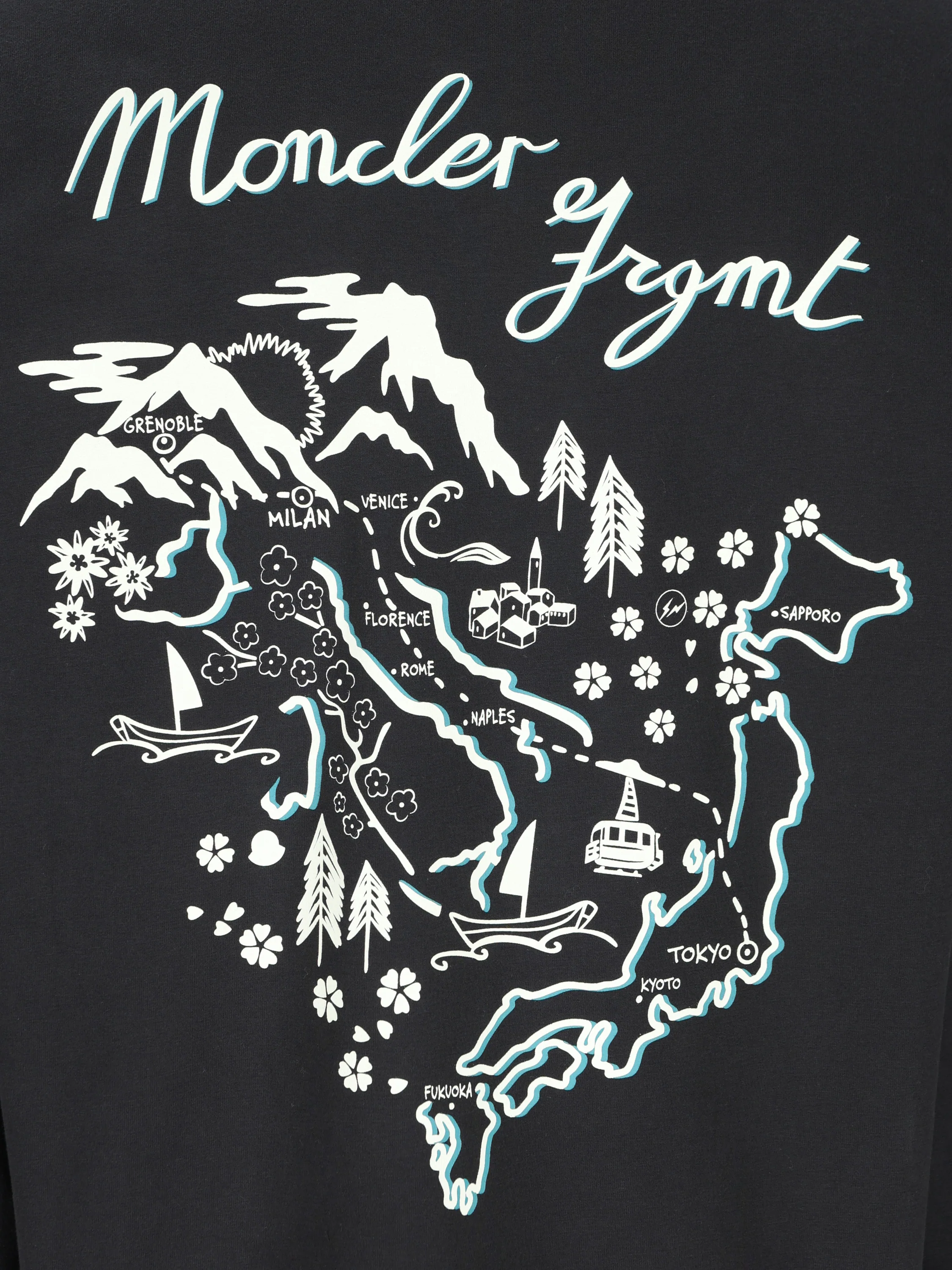 T-Shirt realizzata in cotone. M8D00001 89AZI999 MONCLER - FRAGMENT 