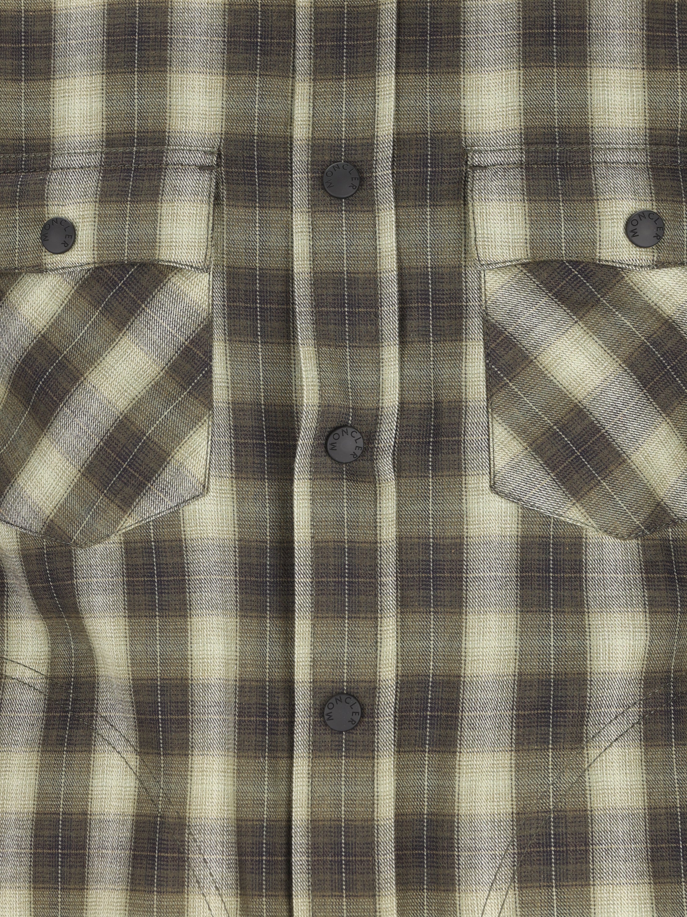 Camicia realizzata in misto cotone. M2F00002 599ZCF89 MONCLER GRENOBLE 