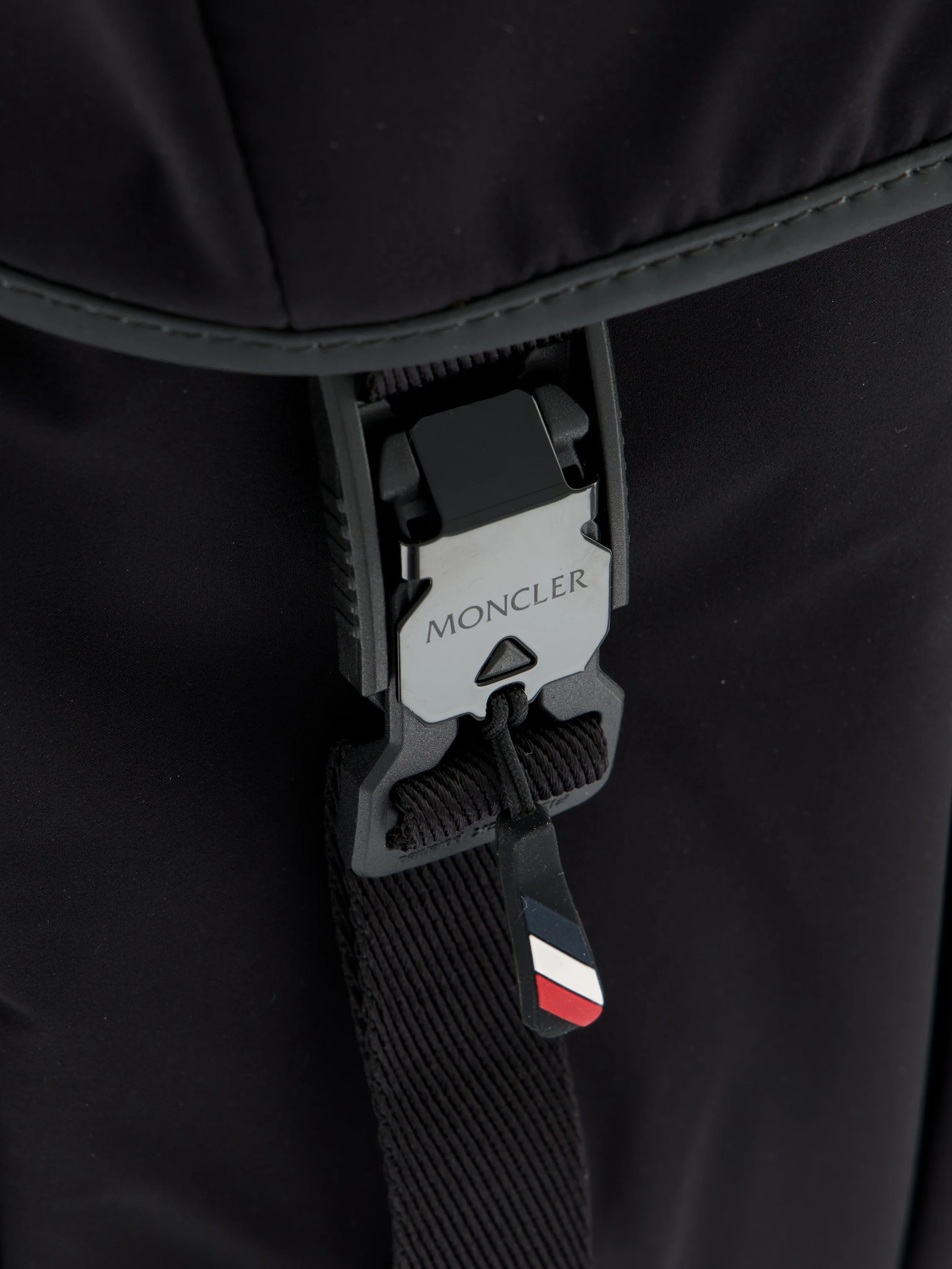 Zaino realizzato in poliammide. M5A00001 M9754999 MONCLER GRENOBLE 