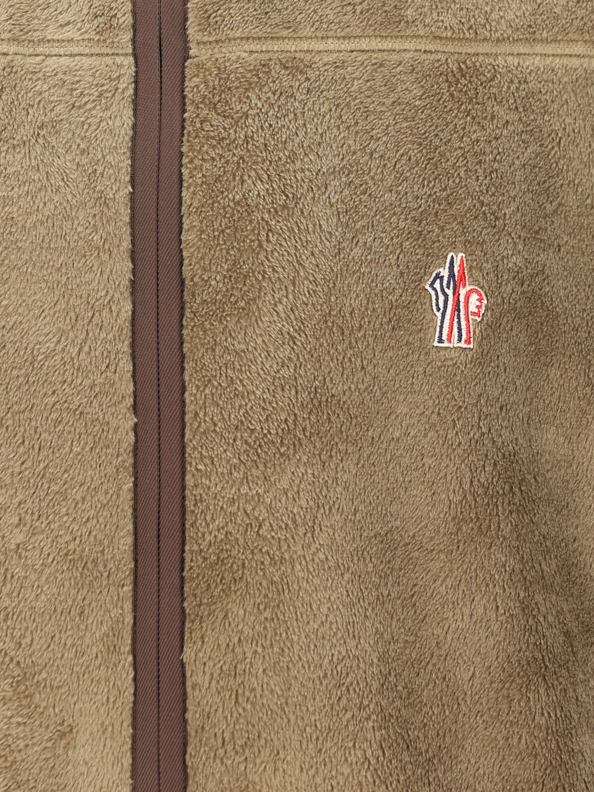 Gilet realizzato in tessuto stretch M8G00022 809EGP29 MONCLER GRENOBLE 