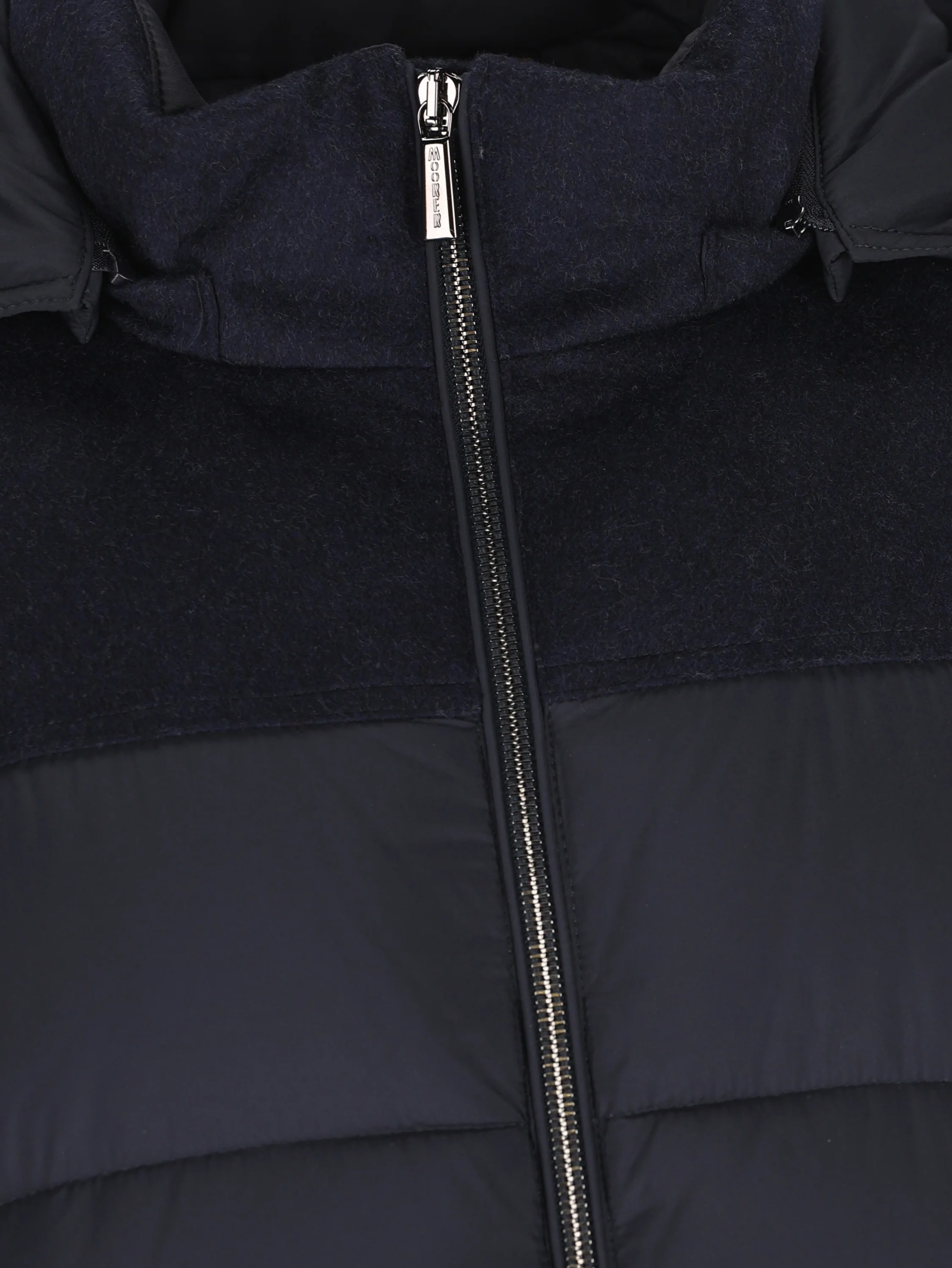Piumino realizzato in lana e cashmere. MOUGI101201 V1980 MOORER 
