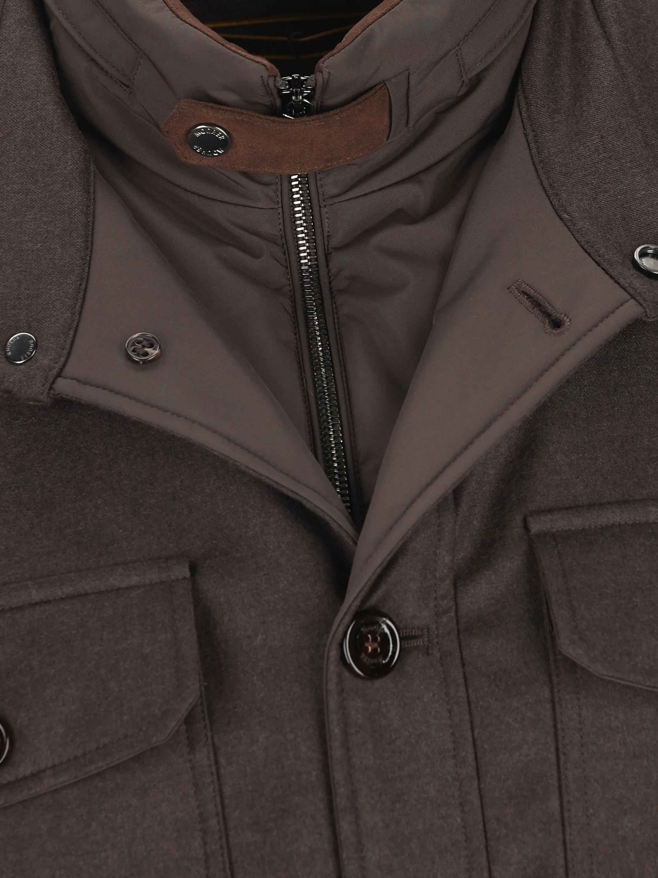 Giacca realizzata in cashmere. MOUGI101291 U0213 MOORER 