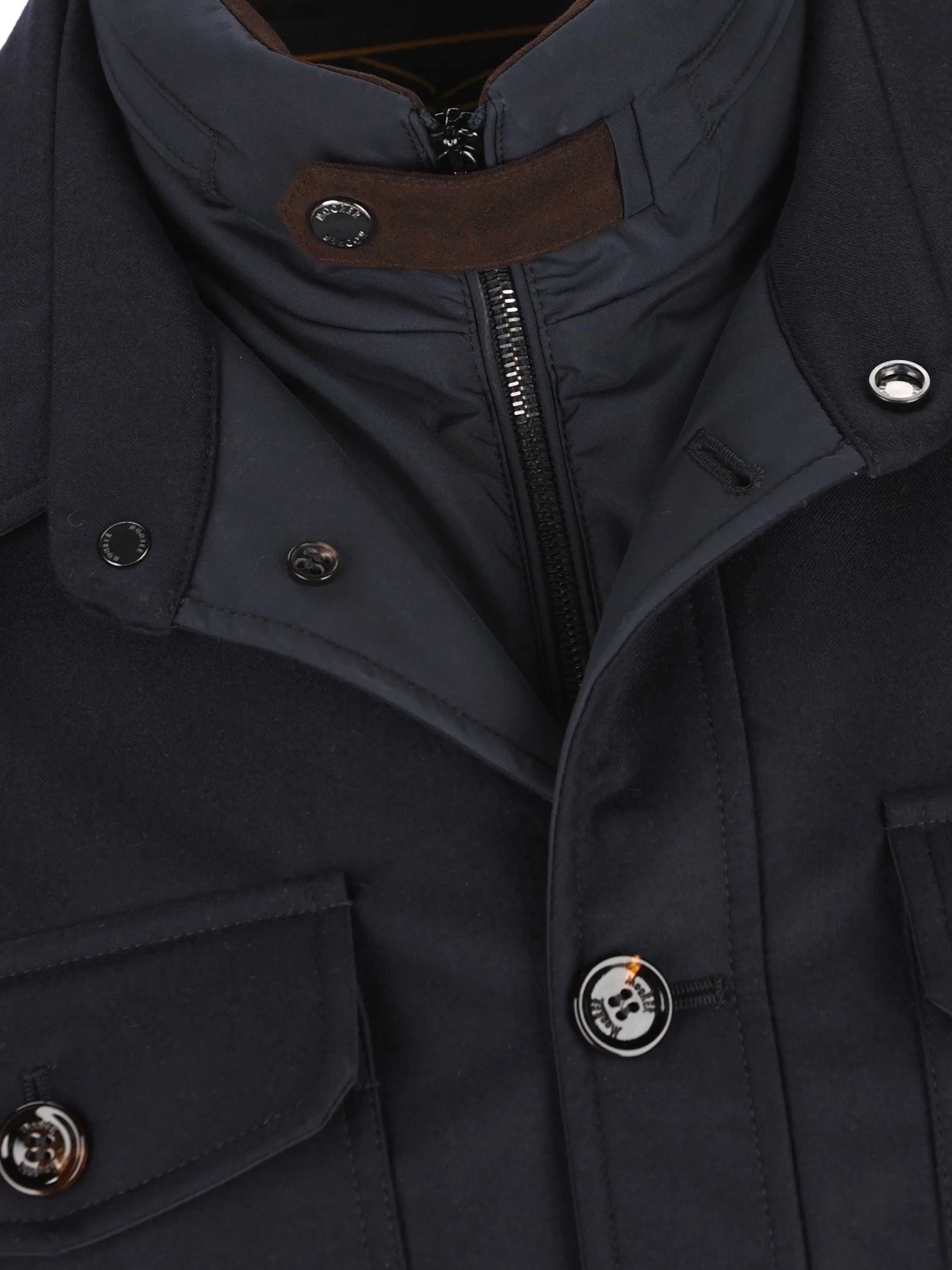 Giacca realizzata in cashmere. MOUGI101291 U0498 MOORER 