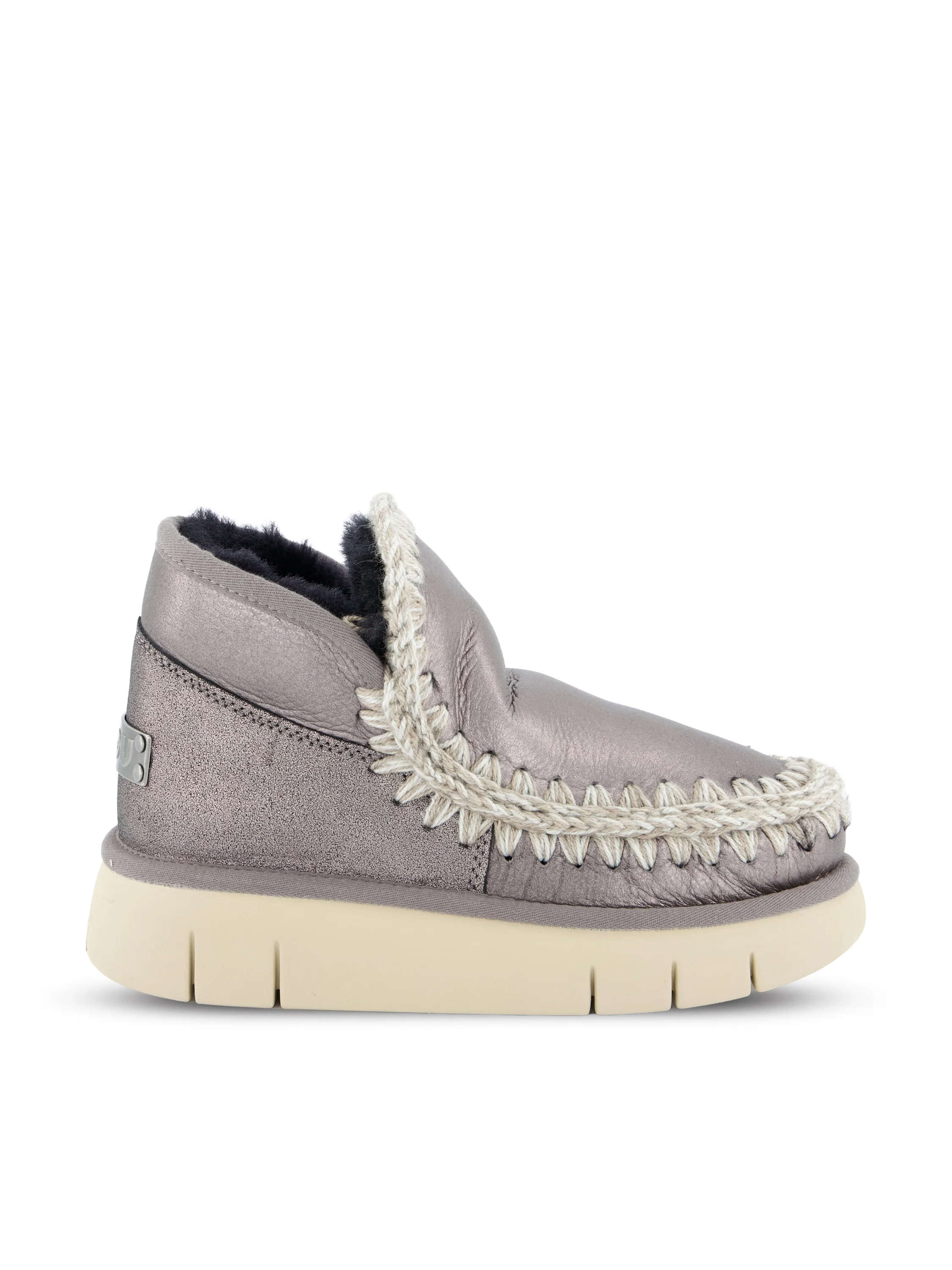 Sneakers realizzate in pelle. FW531009C JGUN MOU 
