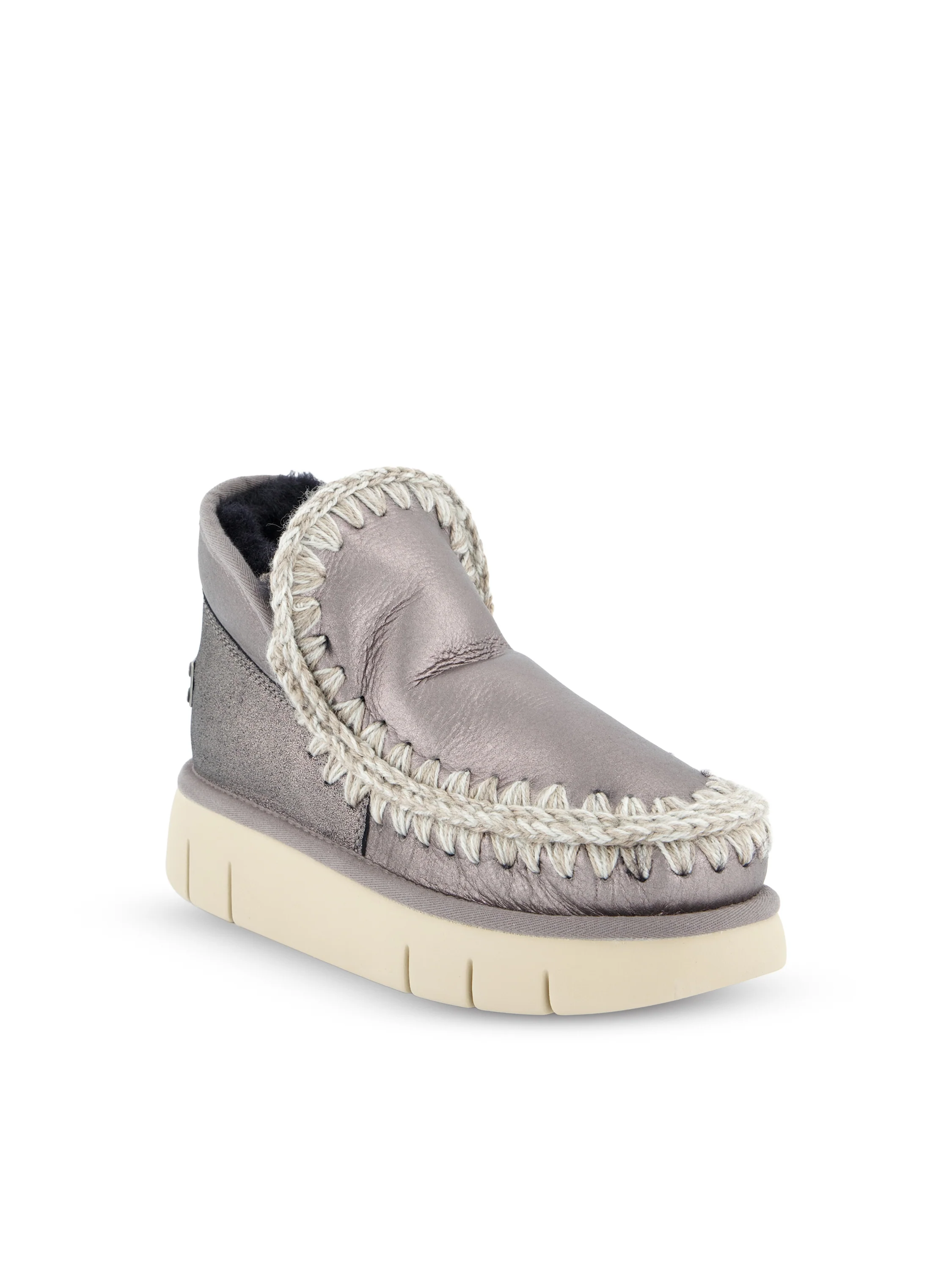 Sneakers realizzate in pelle. FW531009C JGUN MOU 