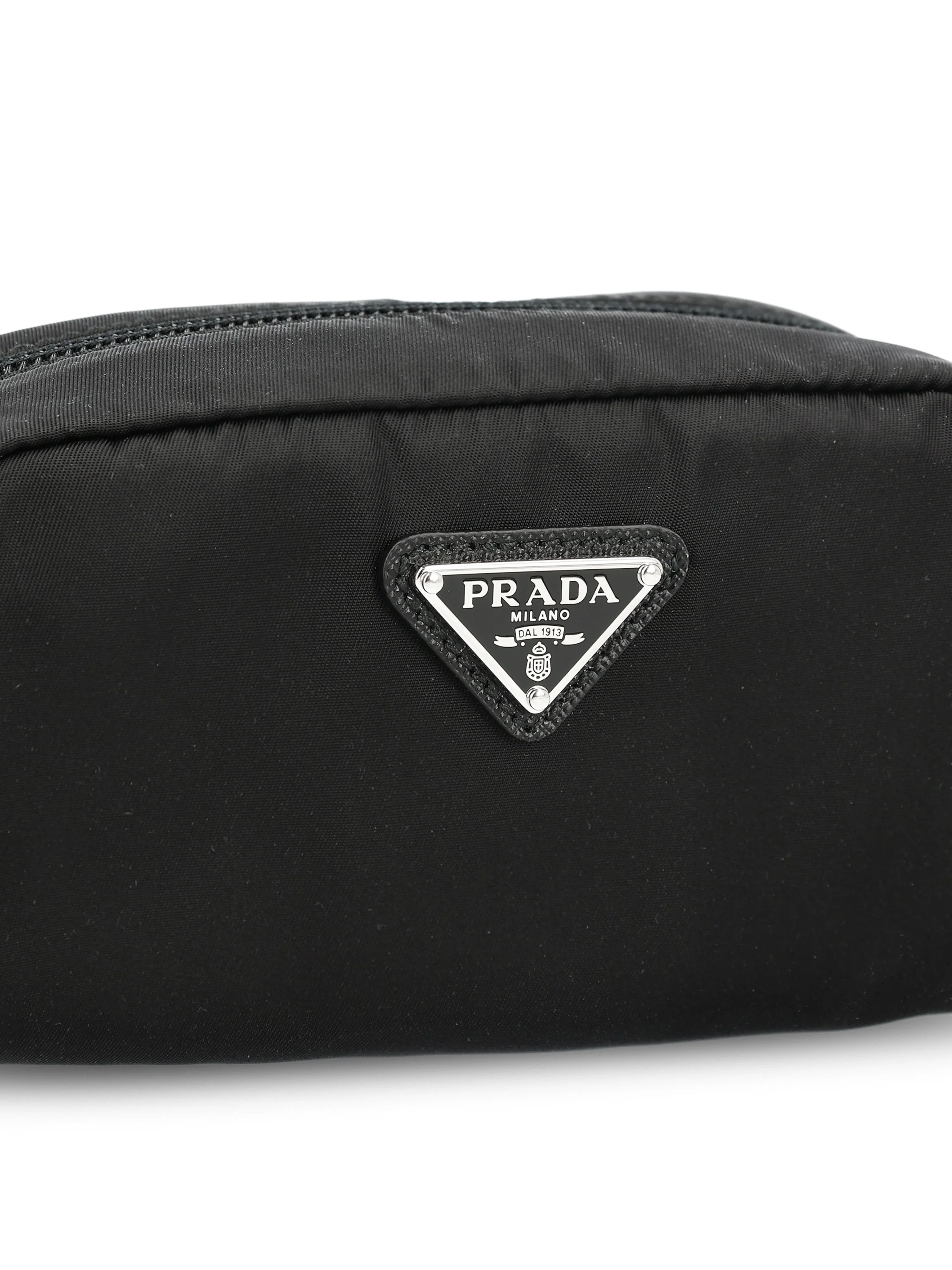 Pouch realizzato in poliammide. 1NS175 R067F0002 PRADA