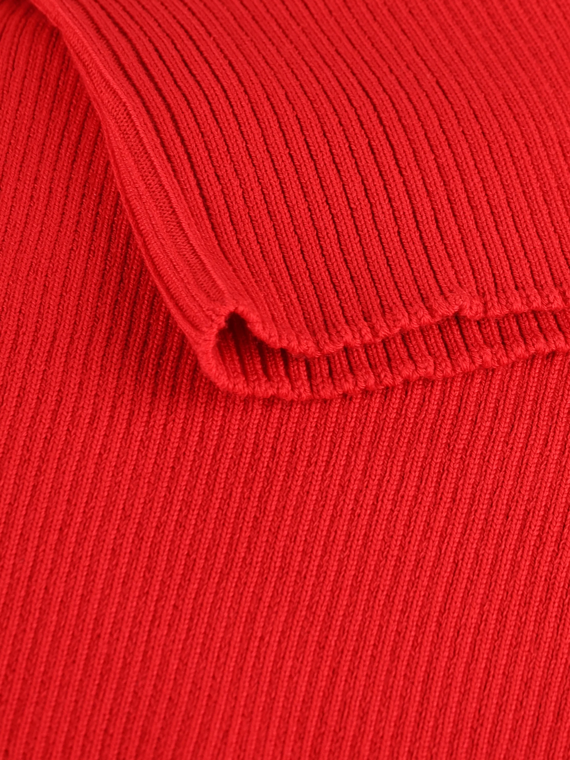 Maglia realizzata in lana vergine. P24E3Q 6584F0011 PRADA