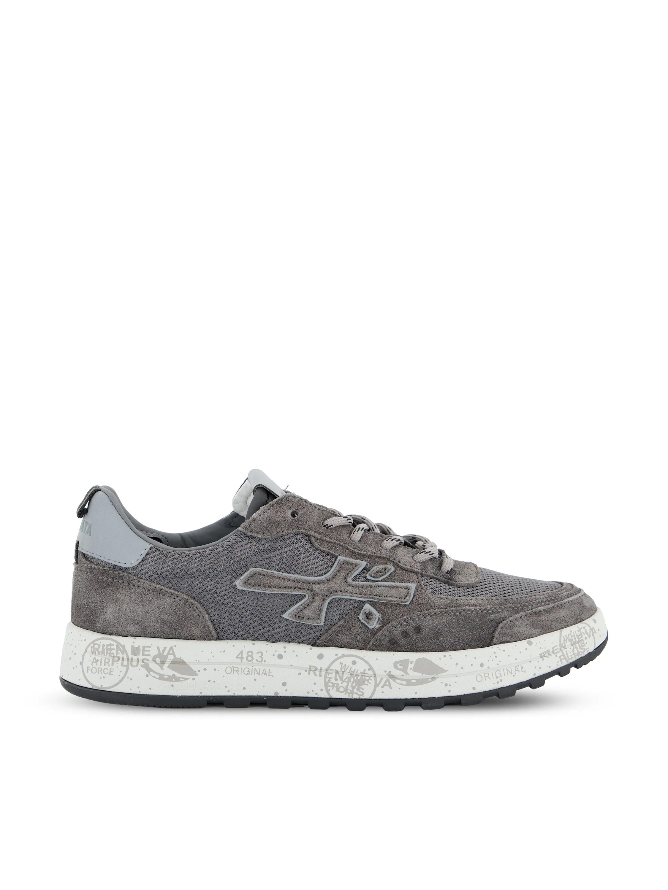Sneakers realizzate in camoscio e tessuto. NOUS 8668 PREMIATA 