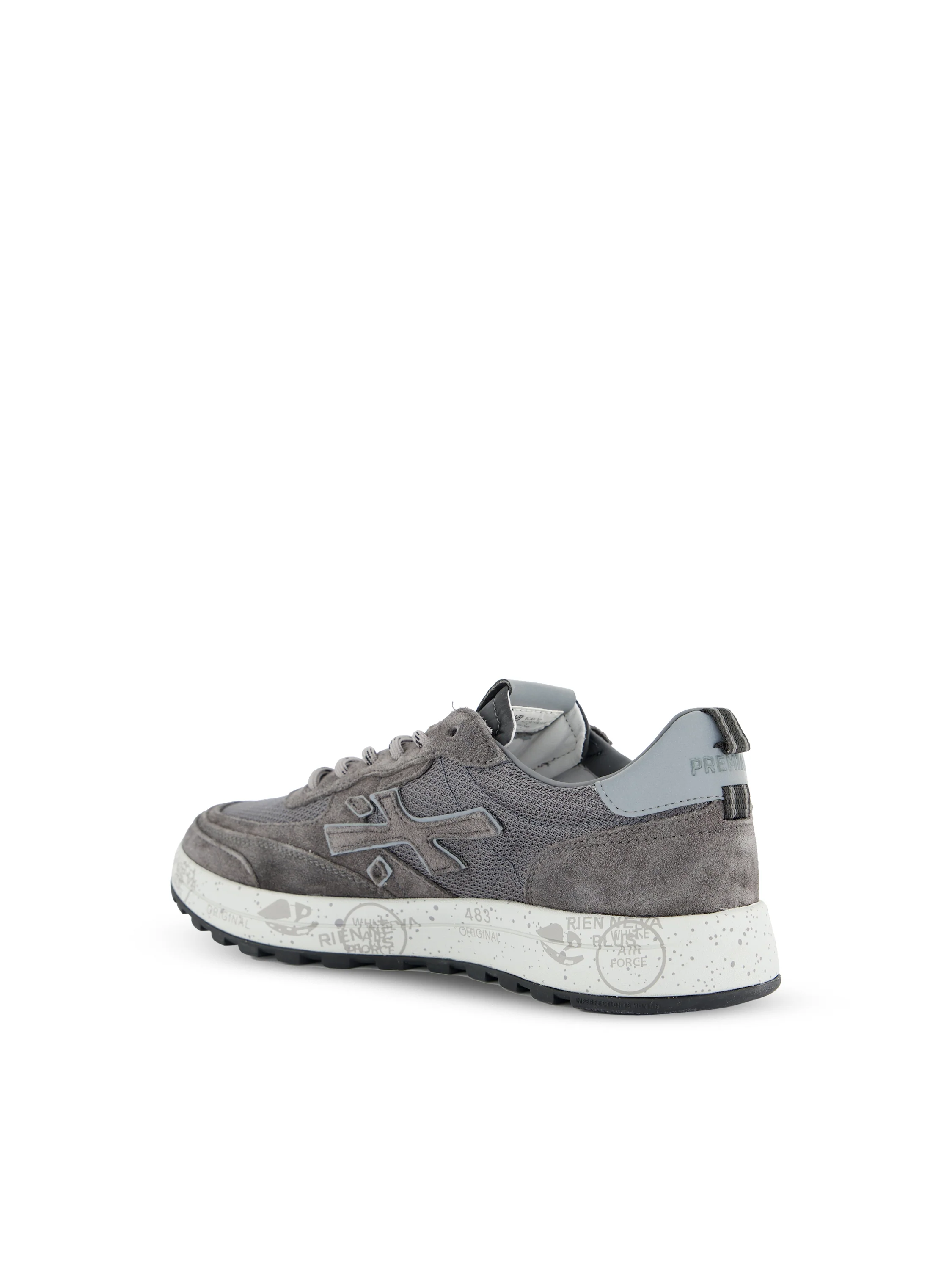Sneakers realizzate in camoscio e tessuto. NOUS 8668 PREMIATA 