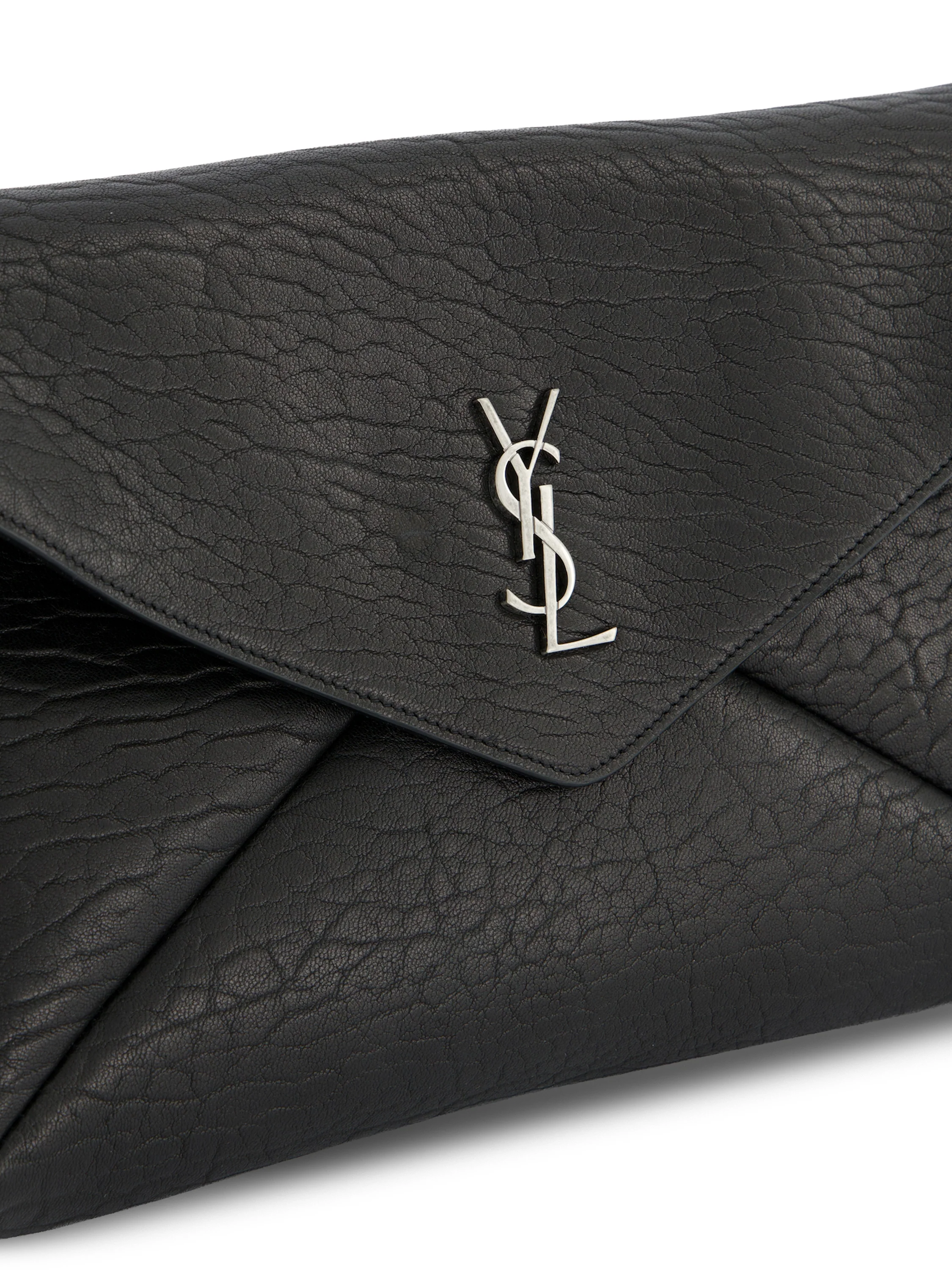 Pochette realizzata in pelle di agnello. 778181 AACIA1000 SAINT LAURENT 