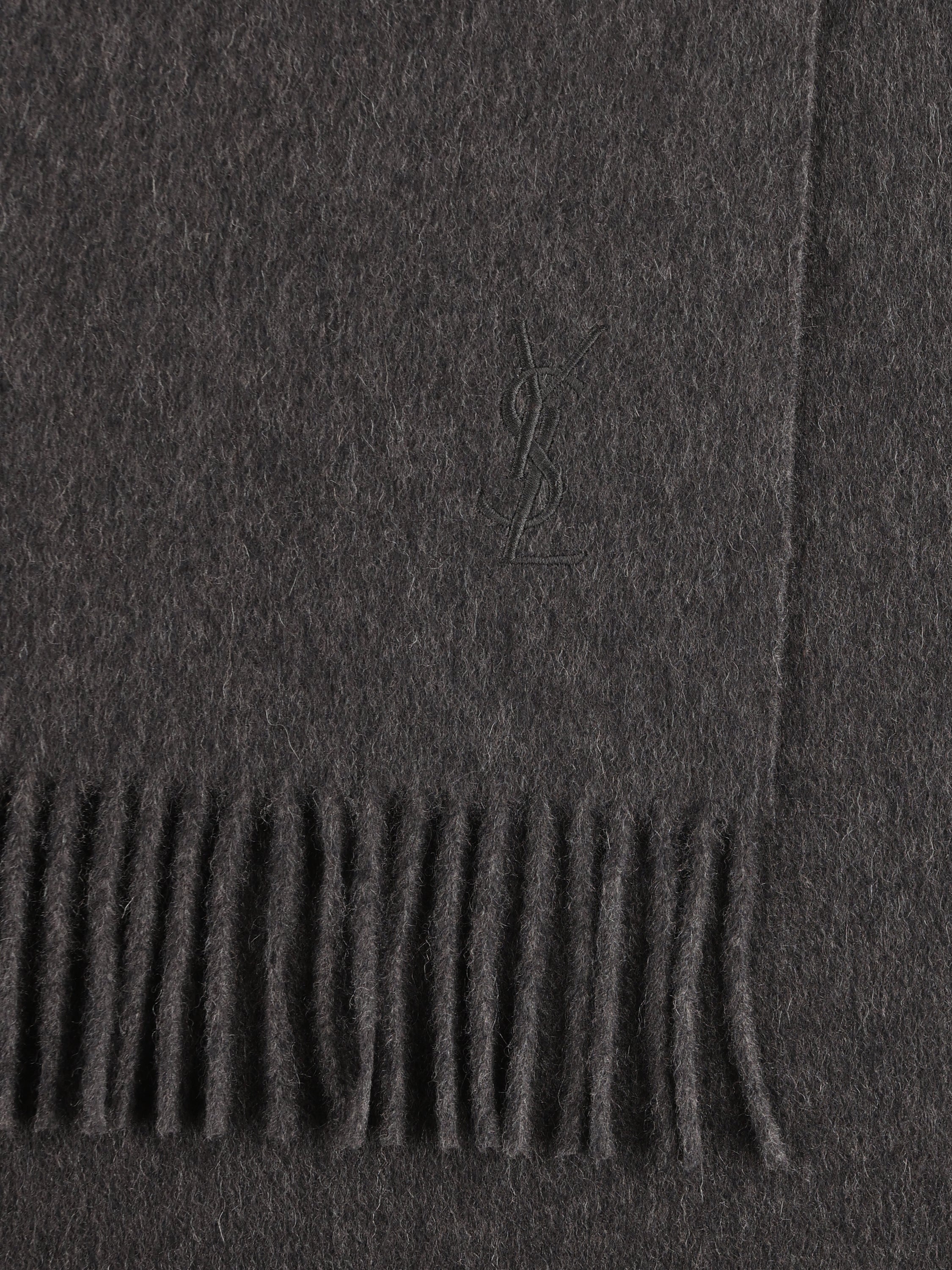 Sciarpa in Cashmere Nera con Monogram YSL A006VO 3Y2011100 SAINT LAURENT