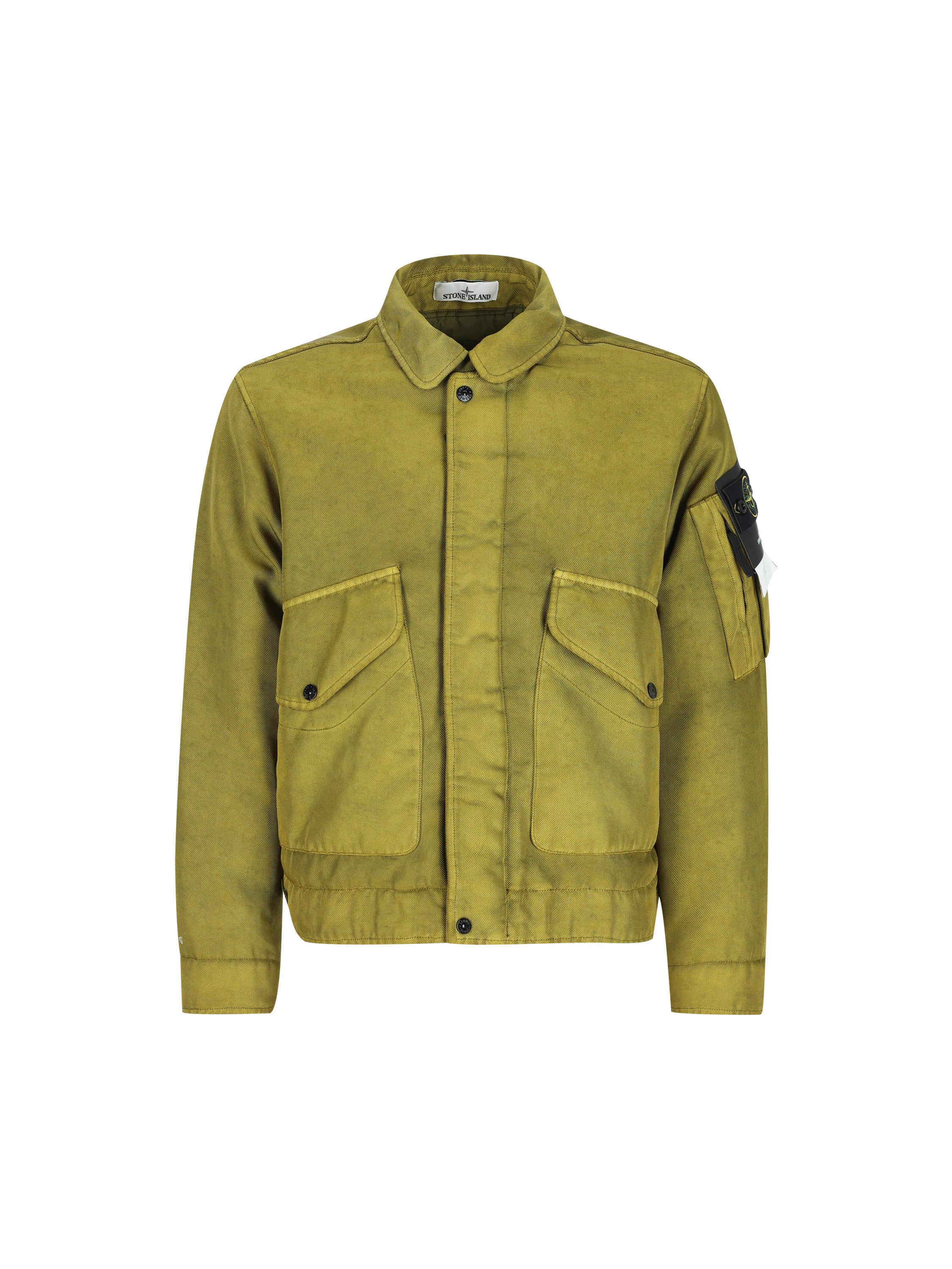 Giacca realizzata in nylon. 4100035 S0442V005R STONE ISLAND 