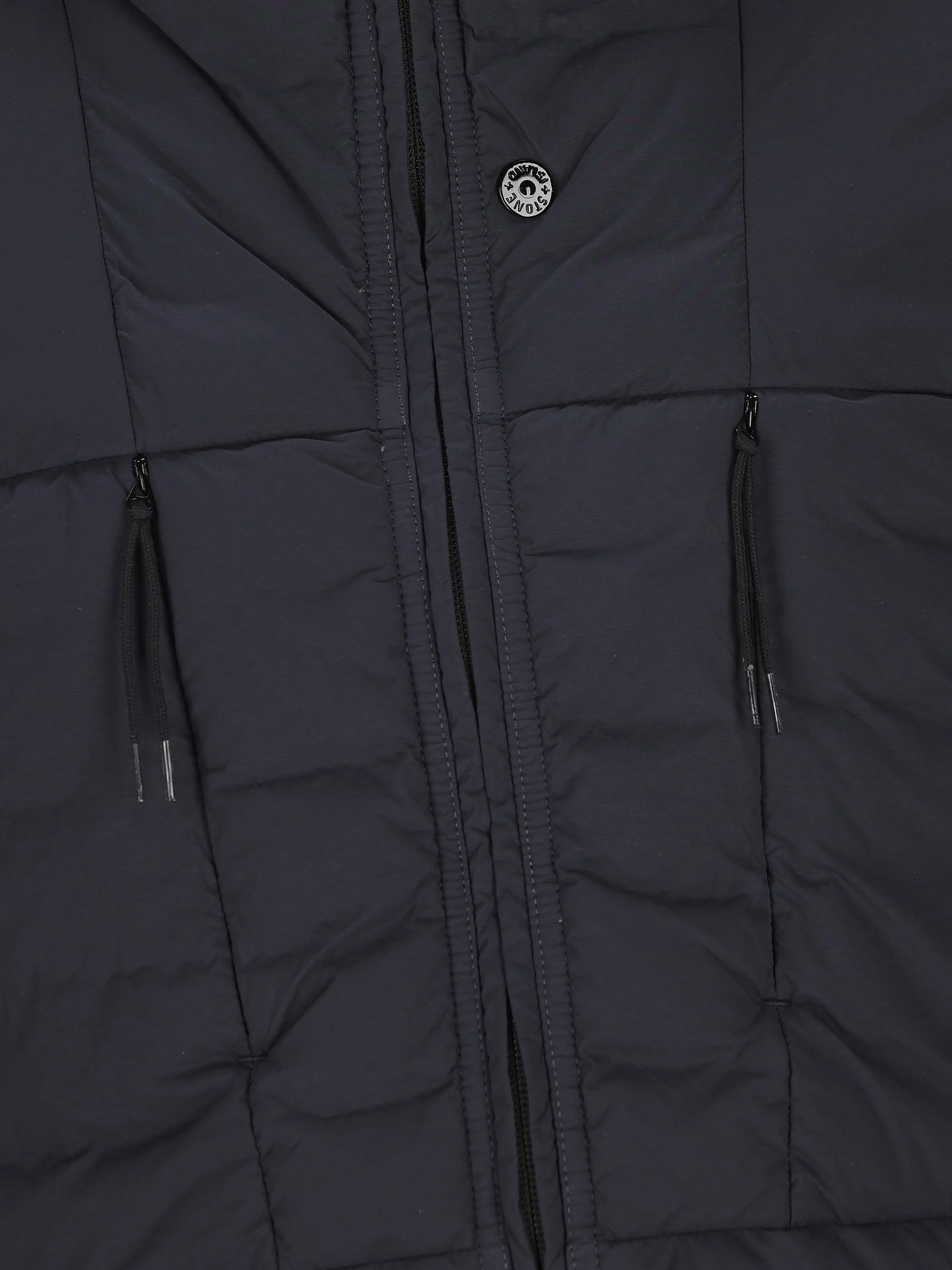 Piumino realizzato in poliammide ed elastan. 4100107 S0183V0020 STONE ISLAND 