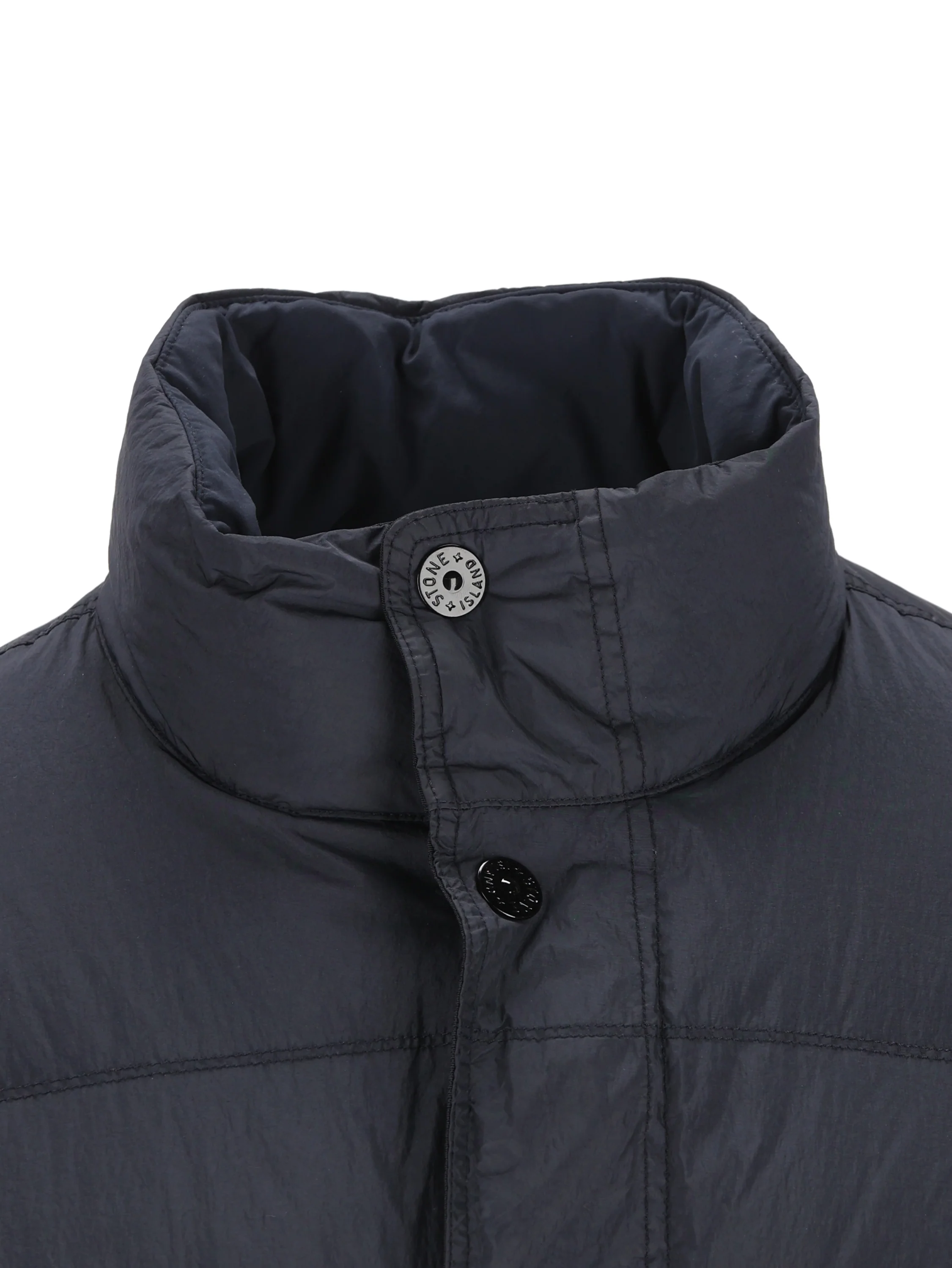 Piumino realizzato in poliammide. 4100109 S0A23V0020 STONE ISLAND 