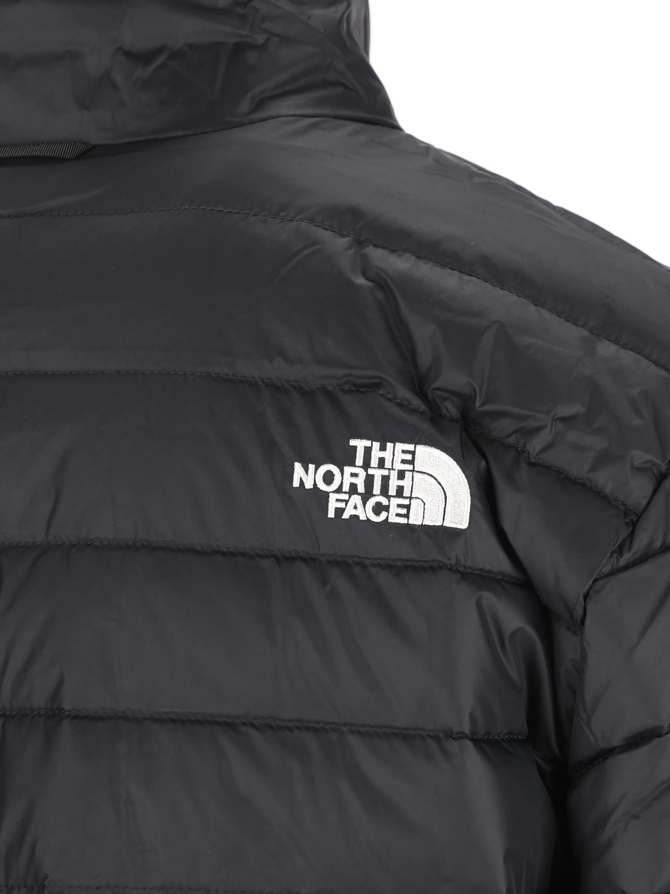 Giacca realizzata in nylon riciclato. NF0A8D1U JK31 THE NORTH FACE 