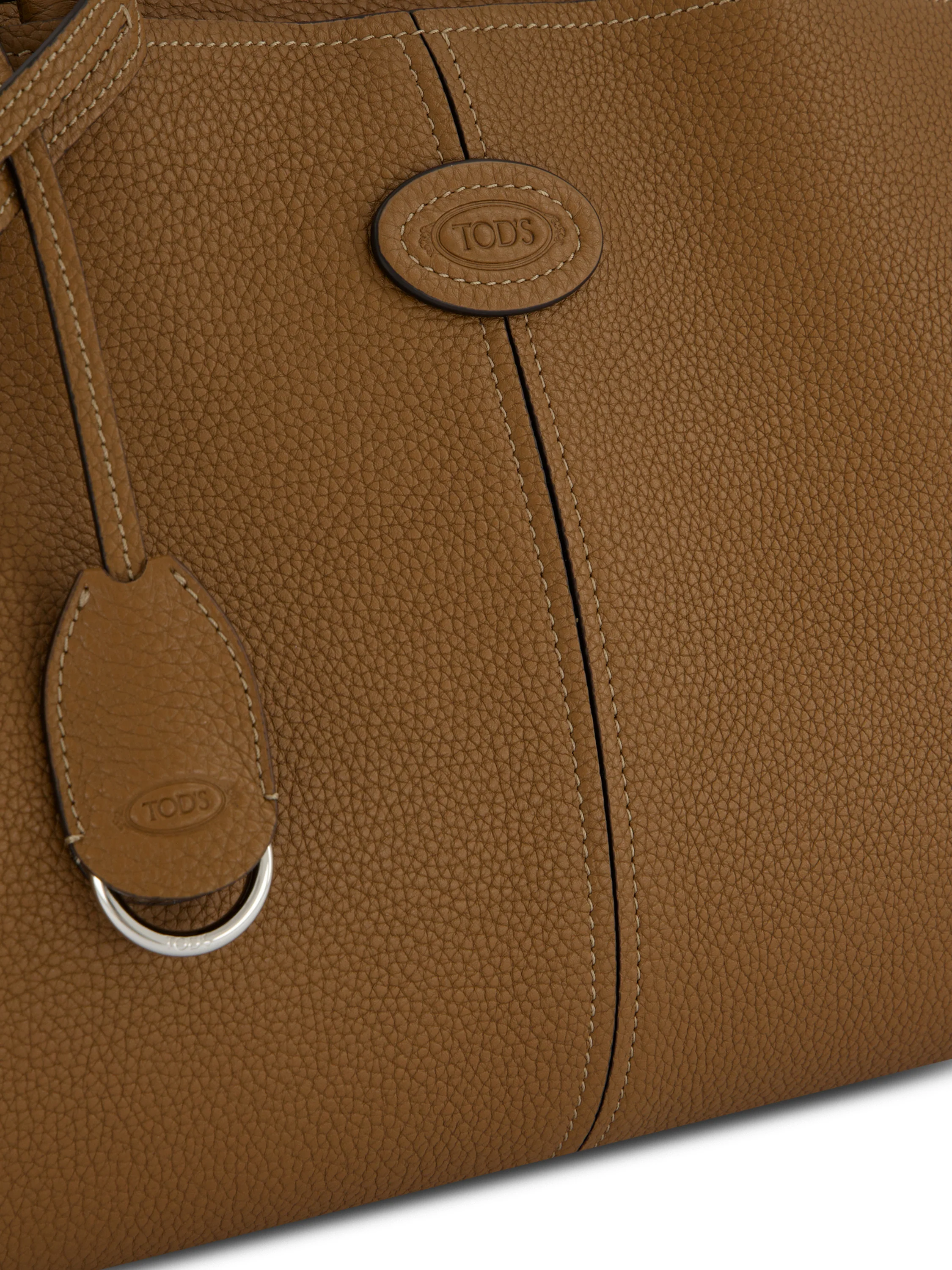 Borsa realizzata in pelle martellata. 2116780991853 S600 TOD'S 