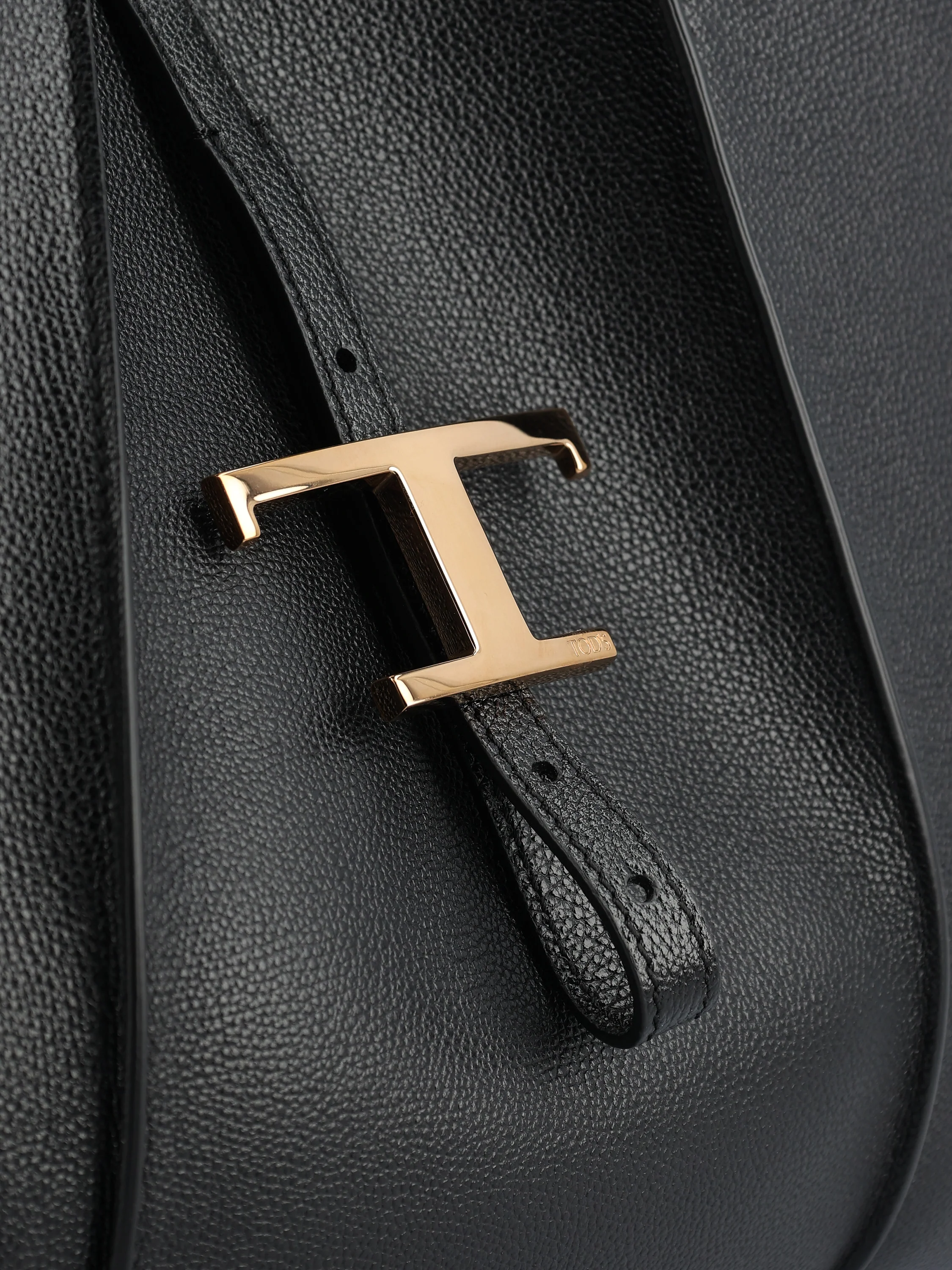Borsa realizzata in pelle. XBWTSBA0200Q8E B999 TOD'S 