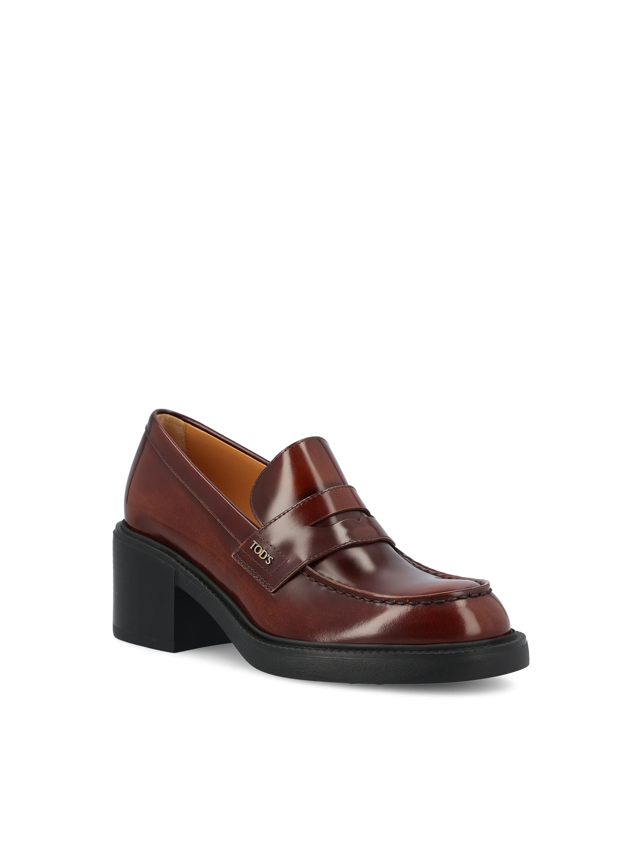 Mocassini realizzati in pelle di vitello. XXW73L0JK40SHA S003 TOD'S 