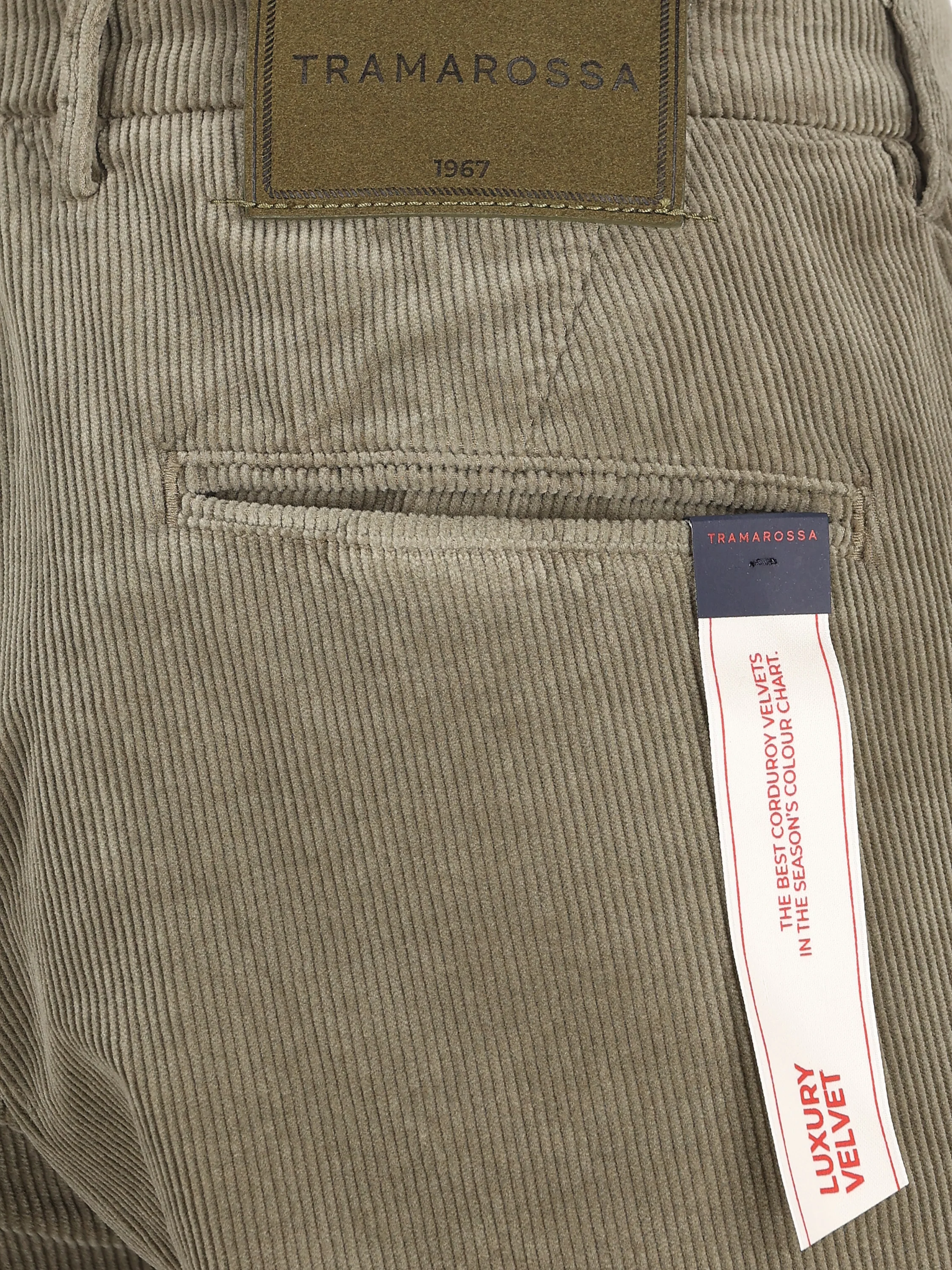 Pantalone Luis realizzato in velluto. LUIS V0050299 TRAMAROSSA 