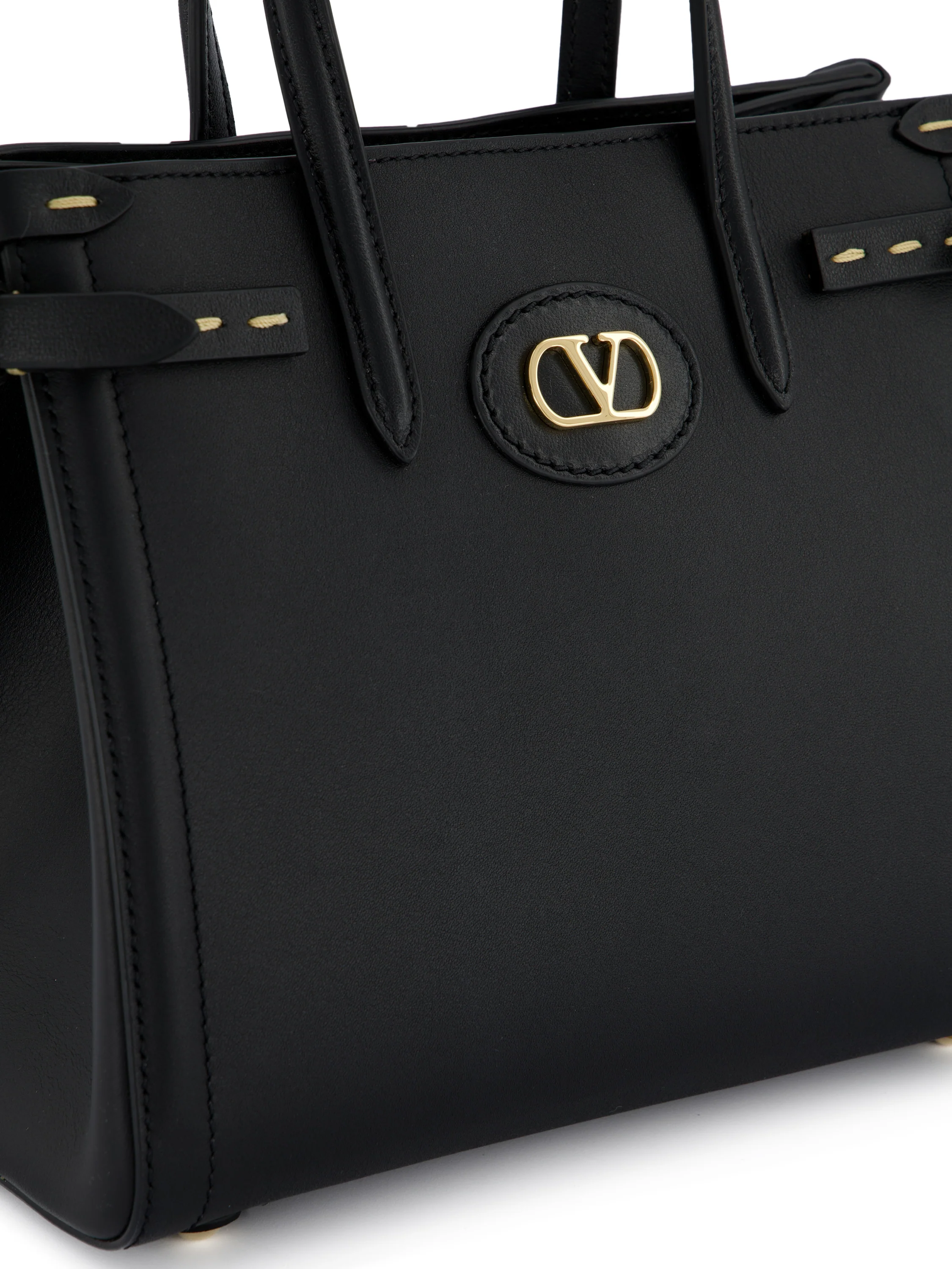 Borsa realizzata in pelle. 8W2B0R20YYQ 0NO VALENTINO GARAVANI