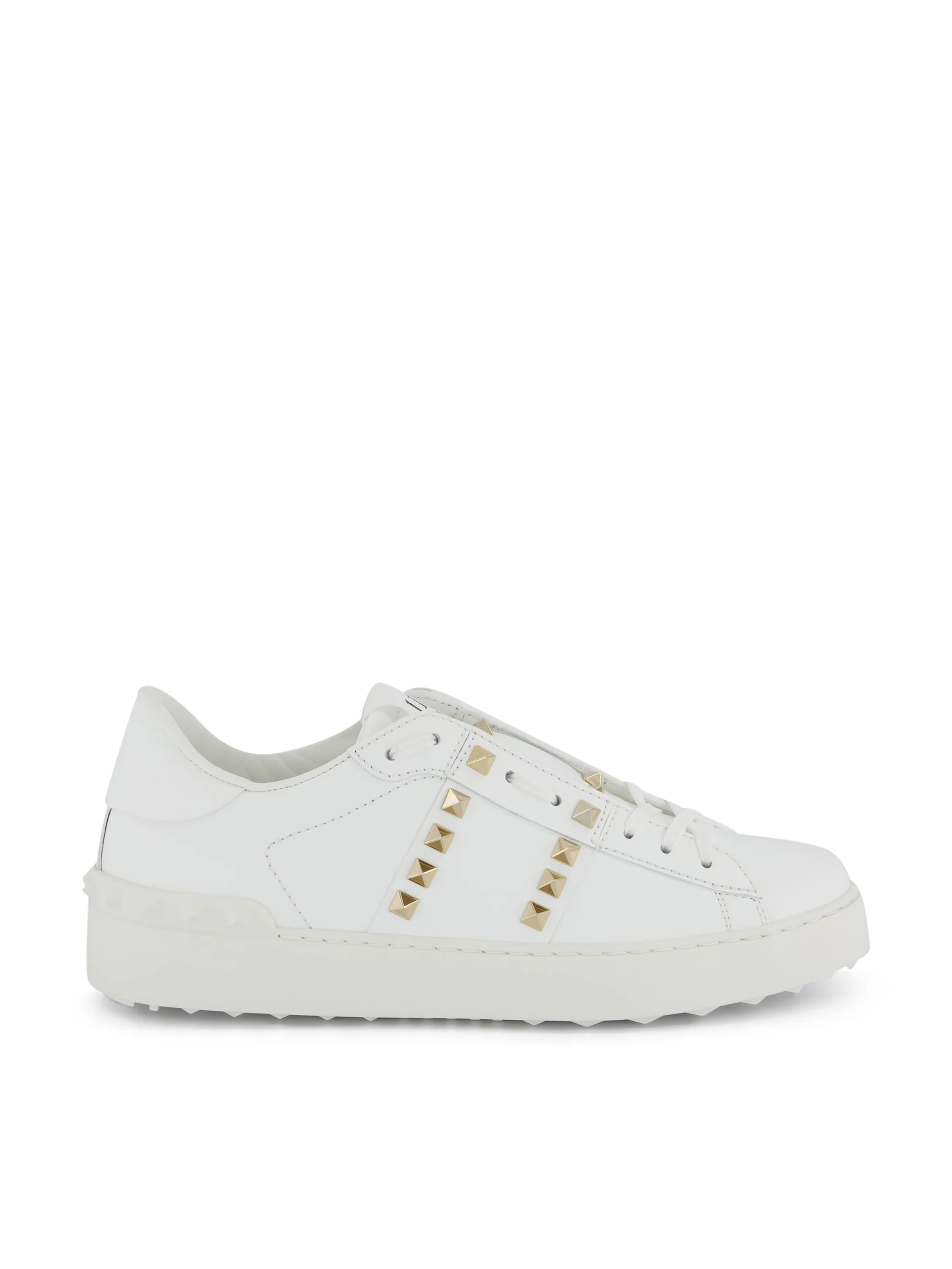 Sneakers realizzate in pelle. 8W2S0A01BHS 0BO VALENTINO GARAVANI 