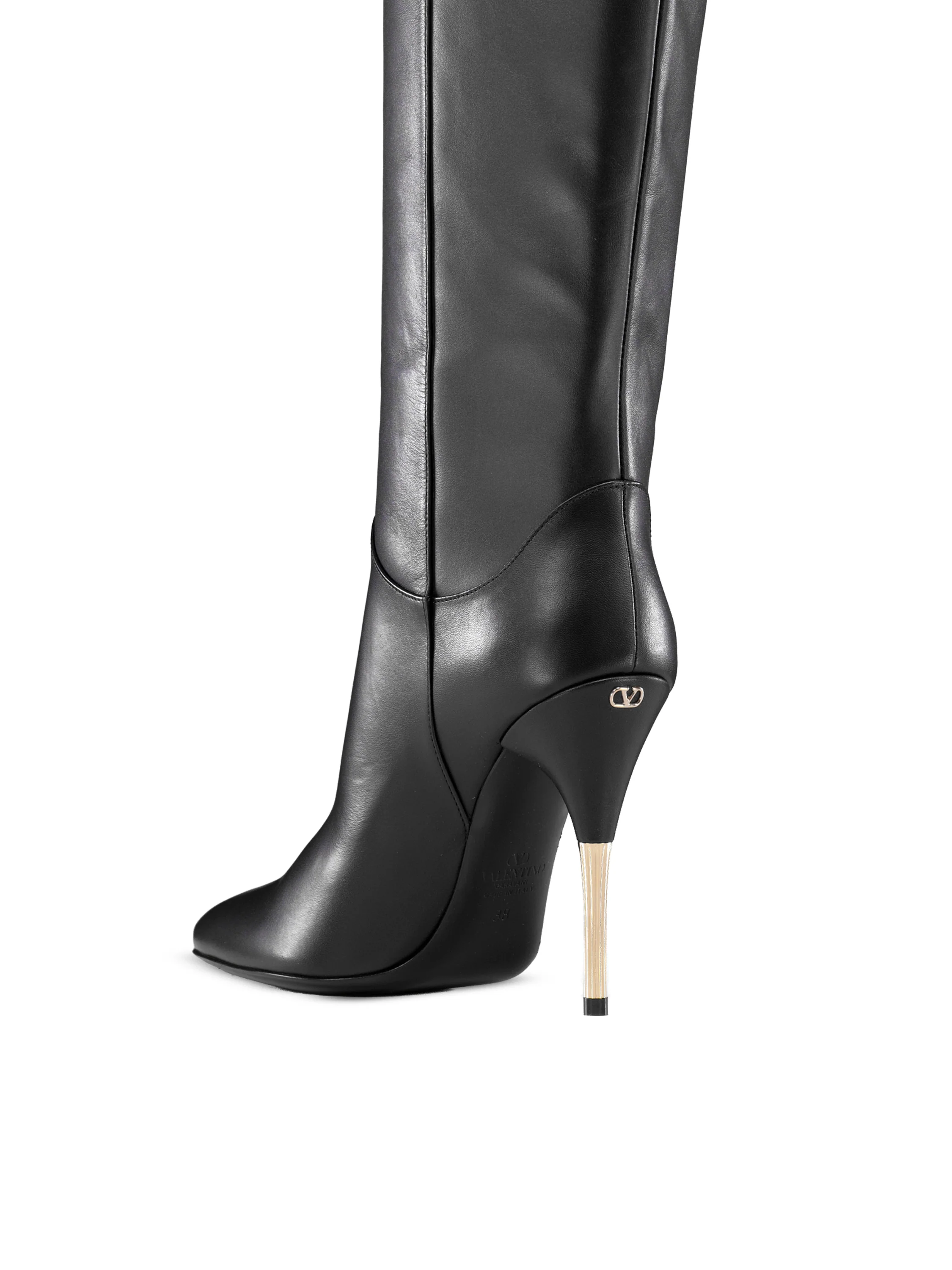 Stivali realizzati in pelle. 9W0S0QJ3EVY 0NO VALENTINO GARAVANI 