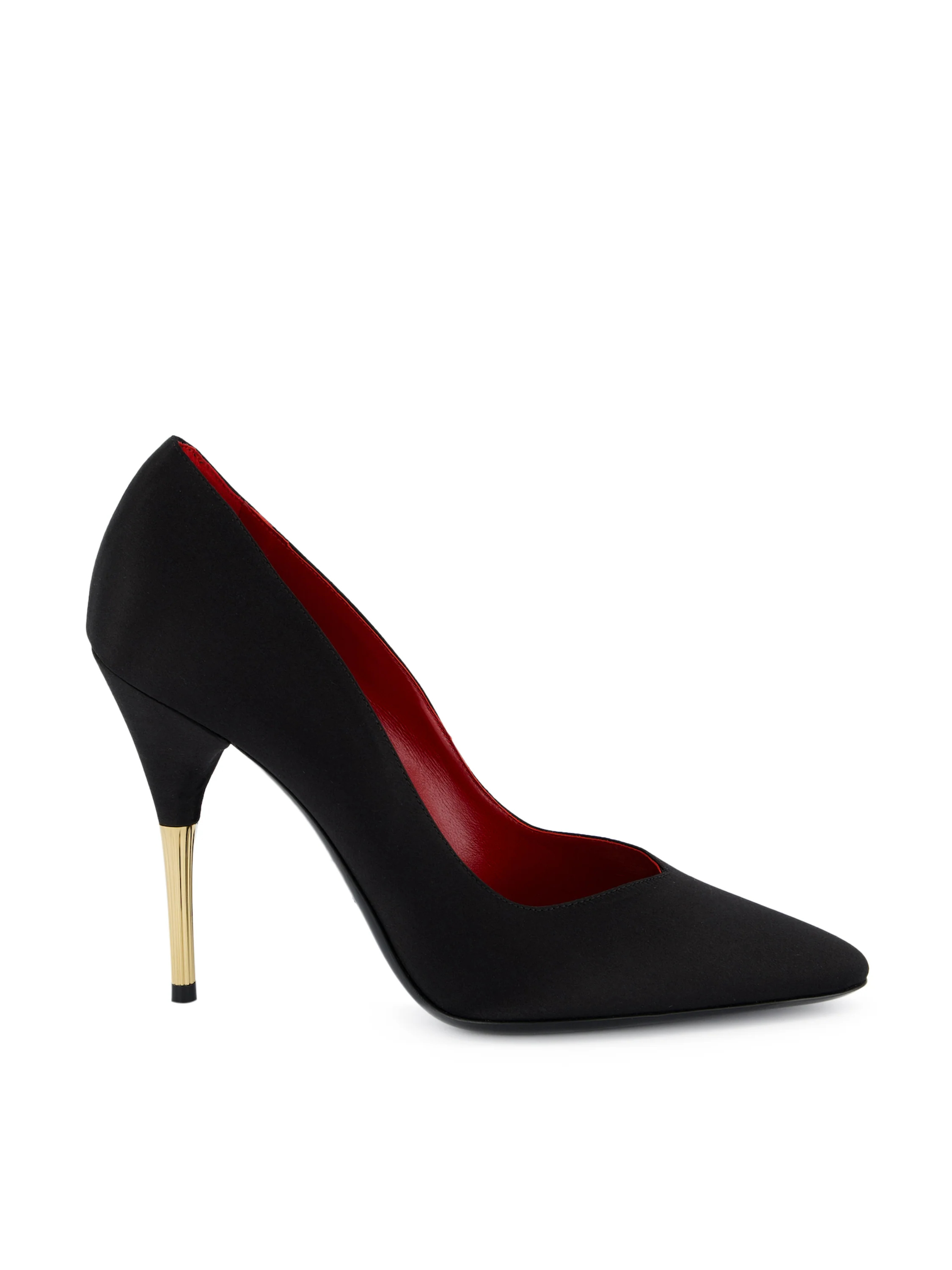 Pumps realizzate in raso. 9W0S0QL1KVW 0NO VALENTINO GARAVANI 