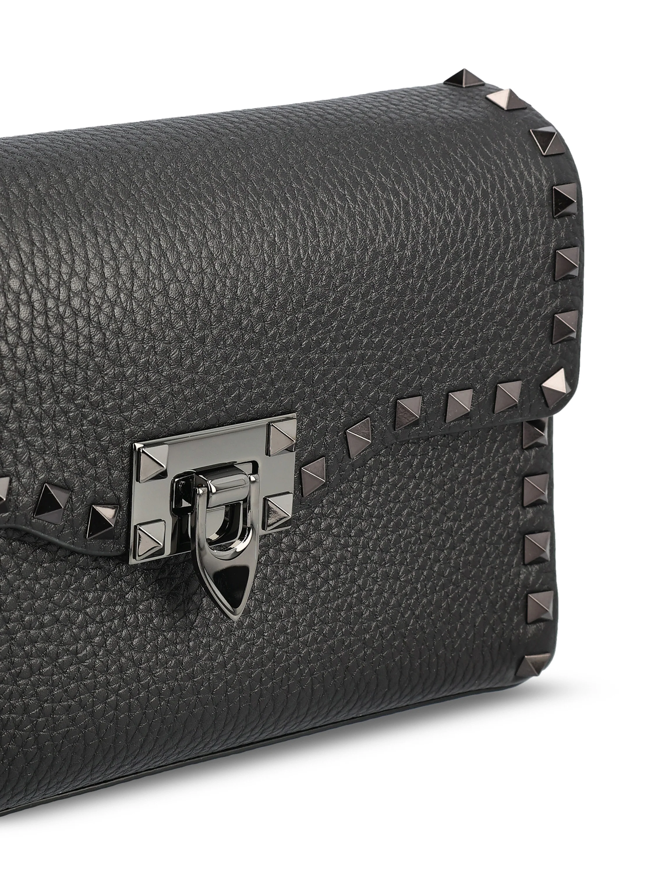 Borsa Rockstud realizzata in pelle di vitello. ZW2B0181HAD 0NO VALENTINO GARAVANI 