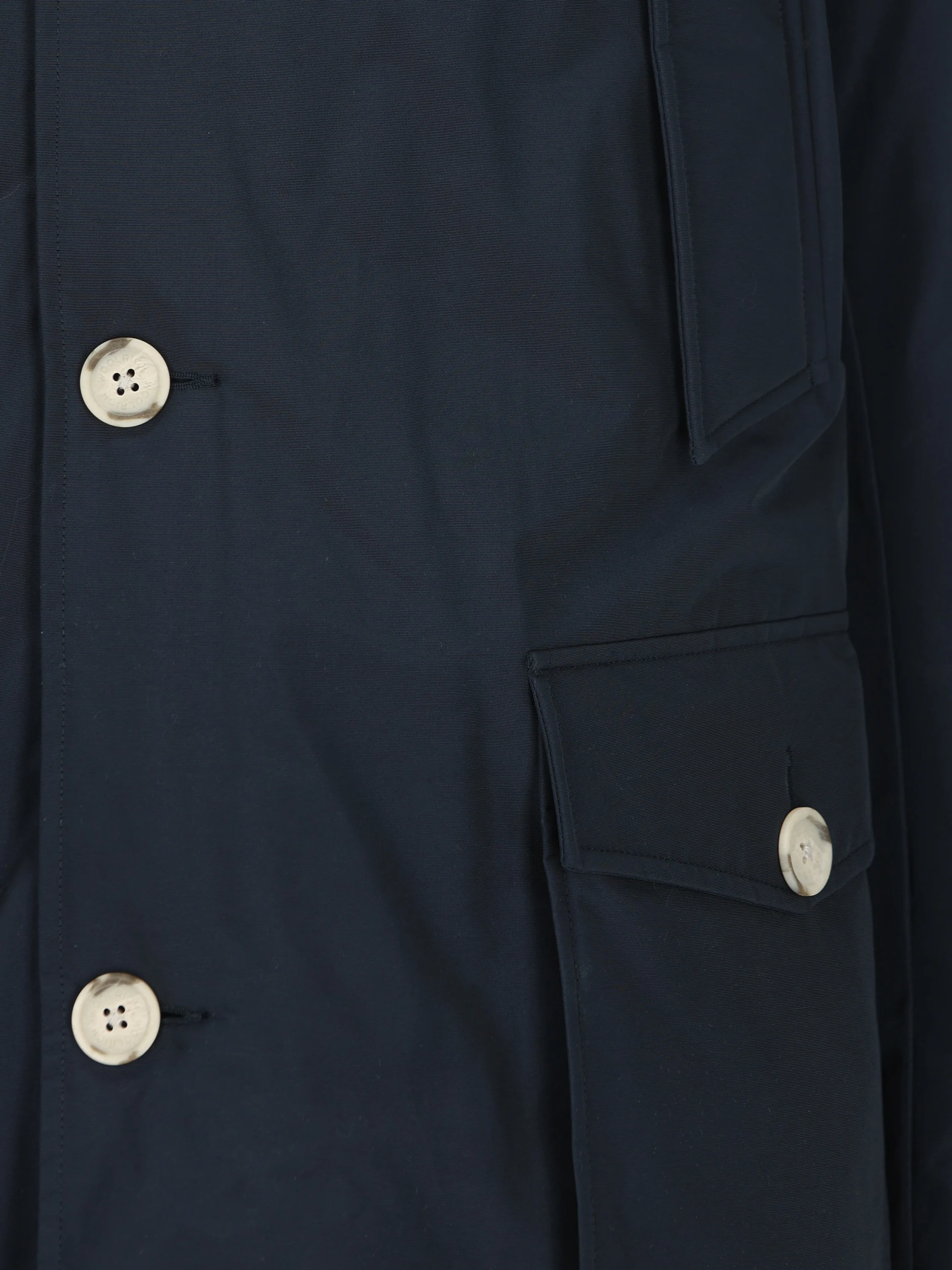 Giacca realizzata in tessuto Ramar Cloth CFWOOU0482MBUT0001 MLB WOOLRICH 