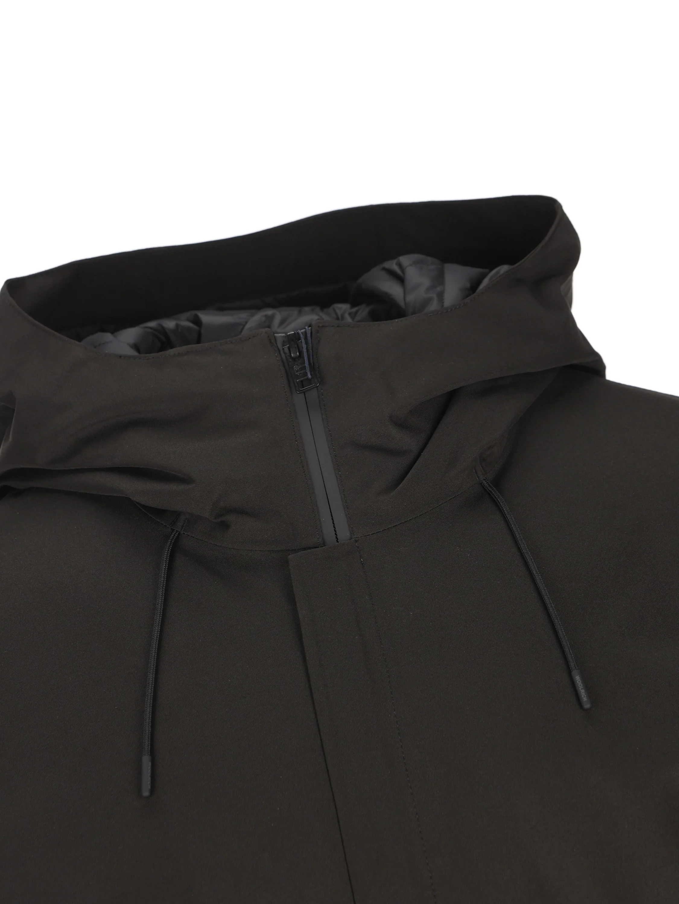 Giacca realizzata in tessuto tecnico. CFWOOU2099MBUT4099 100 WOOLRICH 