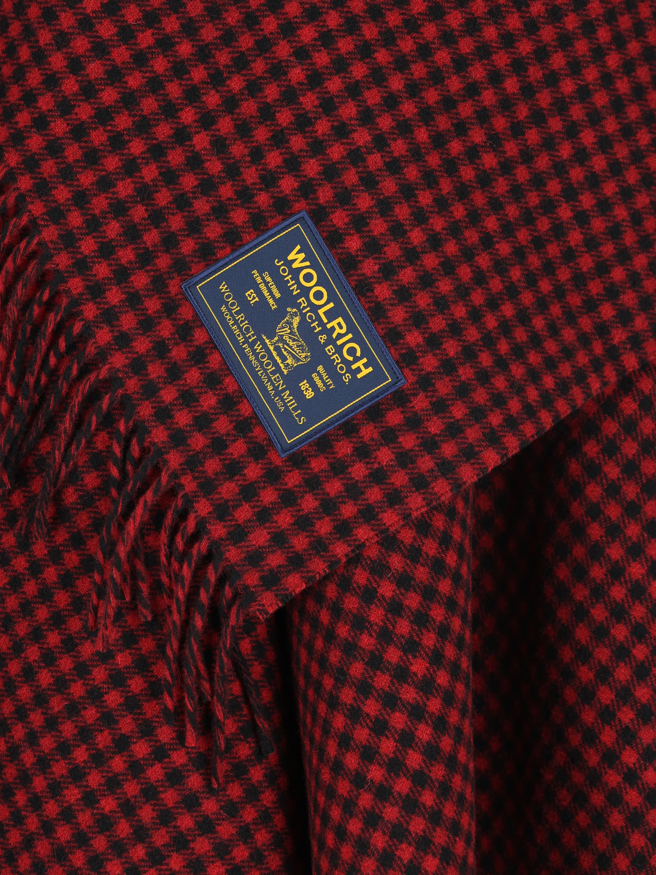 Cappa realizzata in pura lana. CFWWAC2047FRUT5549 593 WOOLRICH 