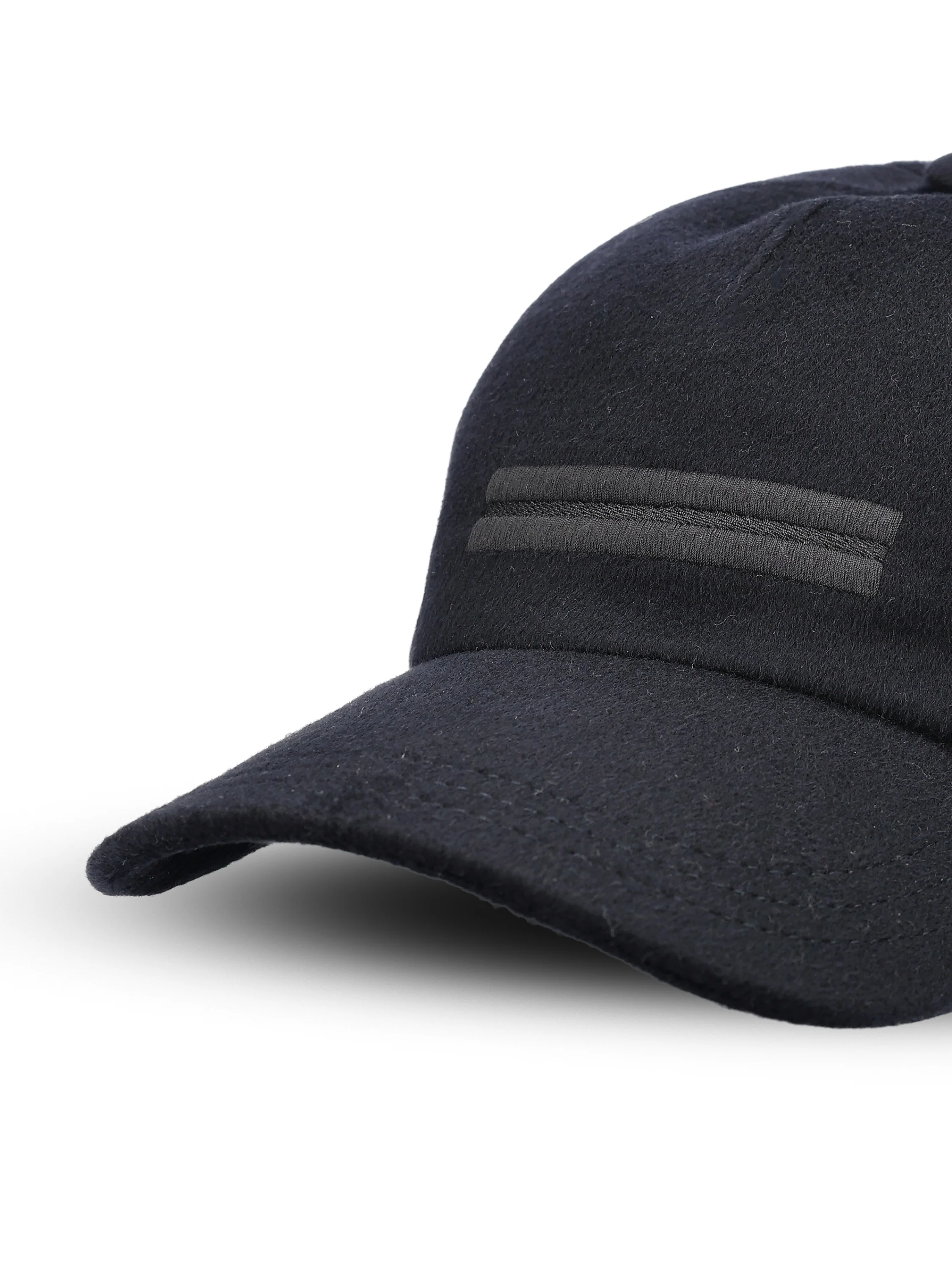 Cappellino realizzato in cashmere. RE7I09HA8 B8DBL1 ZEGNA 