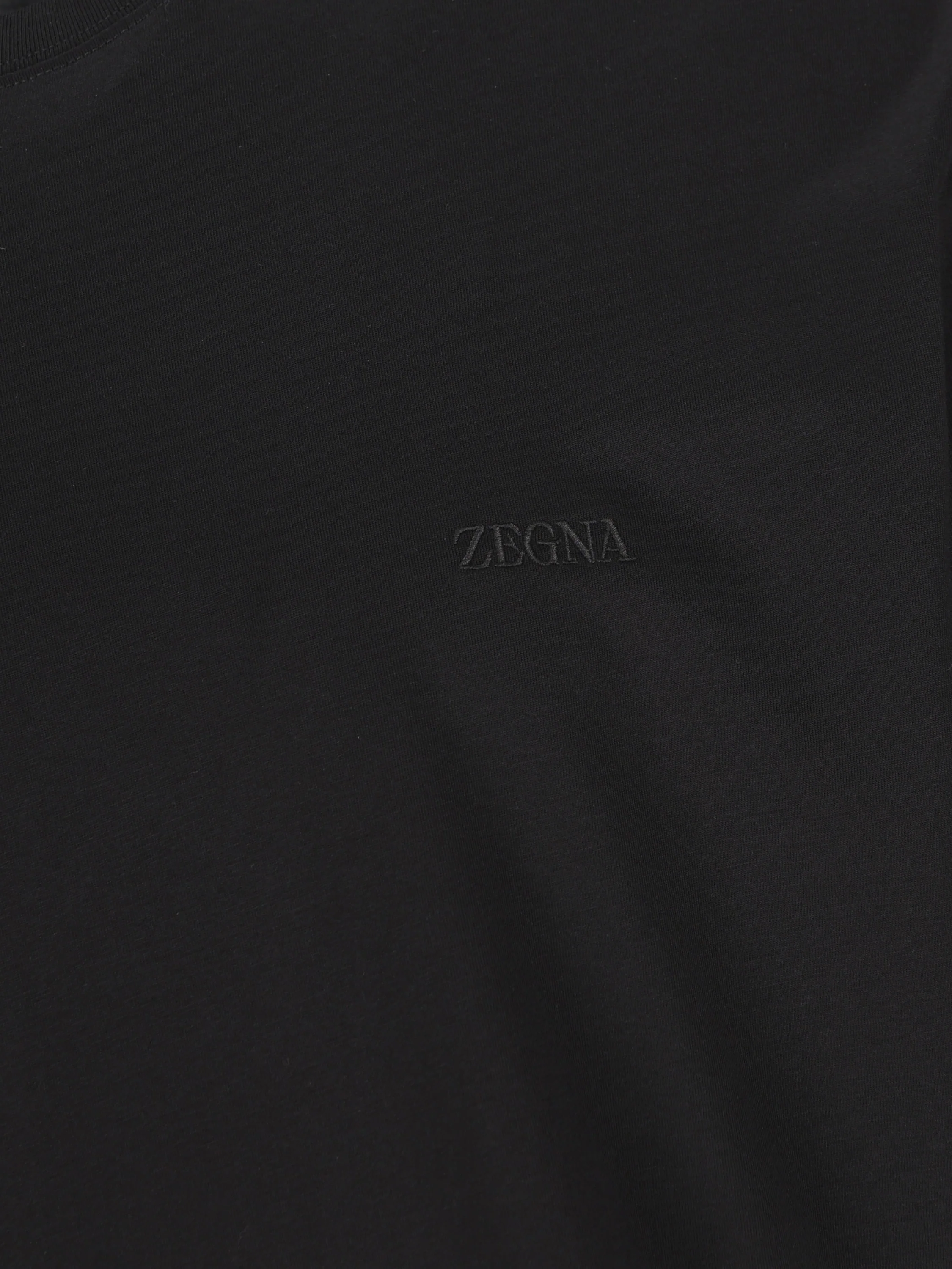 T-Shirt realizzata in cotone. RUI360A4 I765K09 ZEGNA 