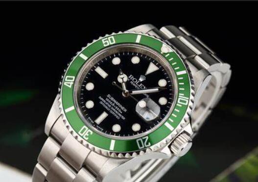 Rolex Submariner Black Dial 16610LV-93250 Copy Watch Rolex Submariner Black Dial 16610LV-93250 Copy Watch